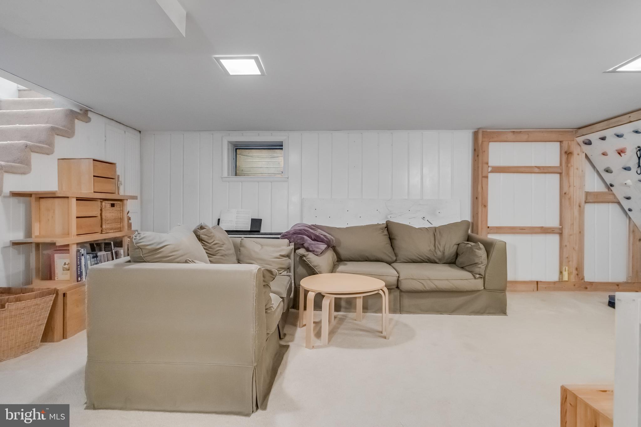 GARRETT PARK ESTATES - Residential