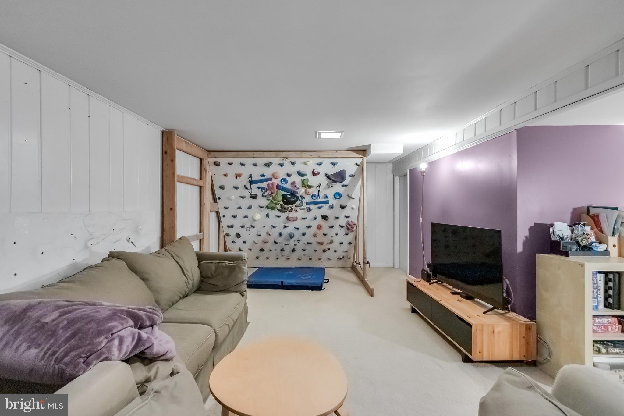 GARRETT PARK ESTATES - Residential
