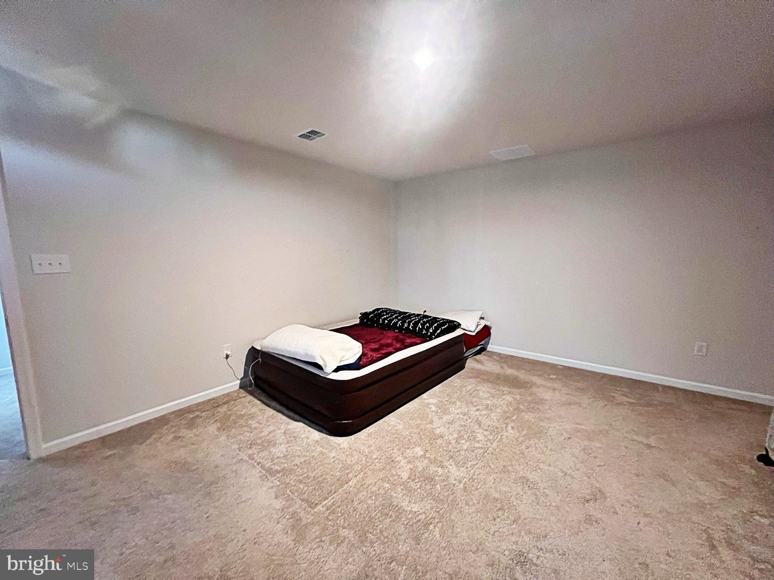 STONINGTON - Residential Lease