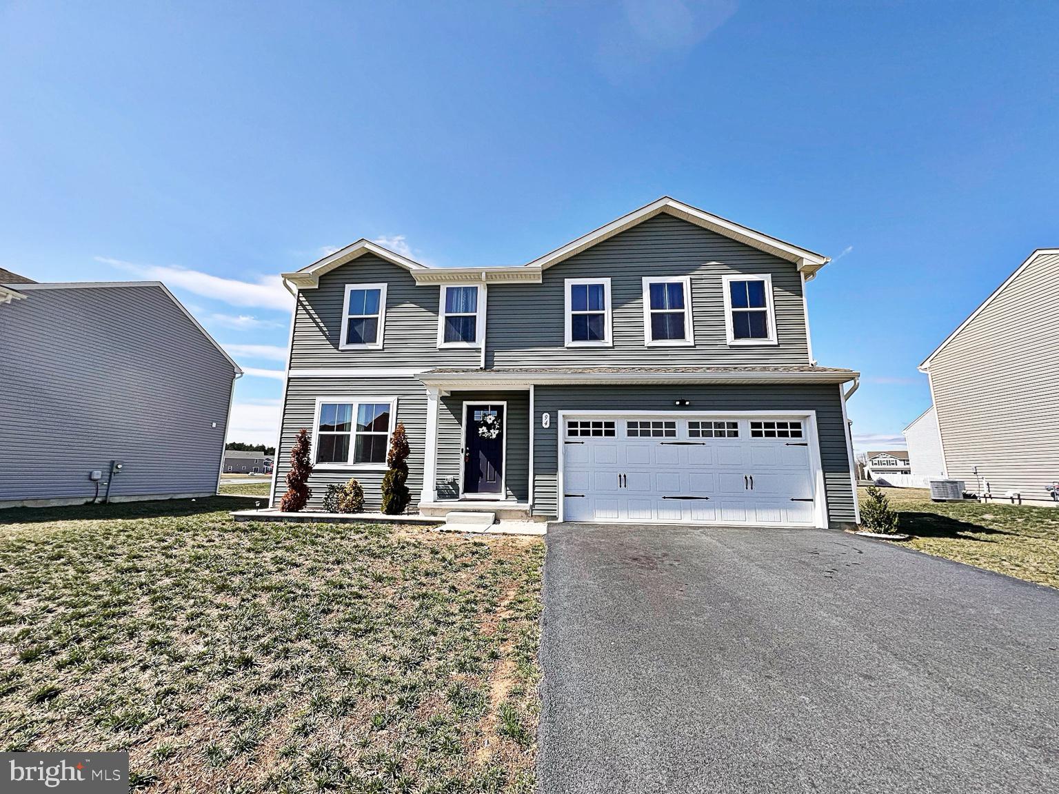 Available ASAP! 4 bedroom, 2.5 bathroom with an unfinished basement in STONINGTON.  Paver patio out back is great for entertaining. Kitchen has granite counters, stainless appliances, island, and subway tile backsplash. Office on the first floor and spacious bedrooms upstairs. Basement is perfect for storage.