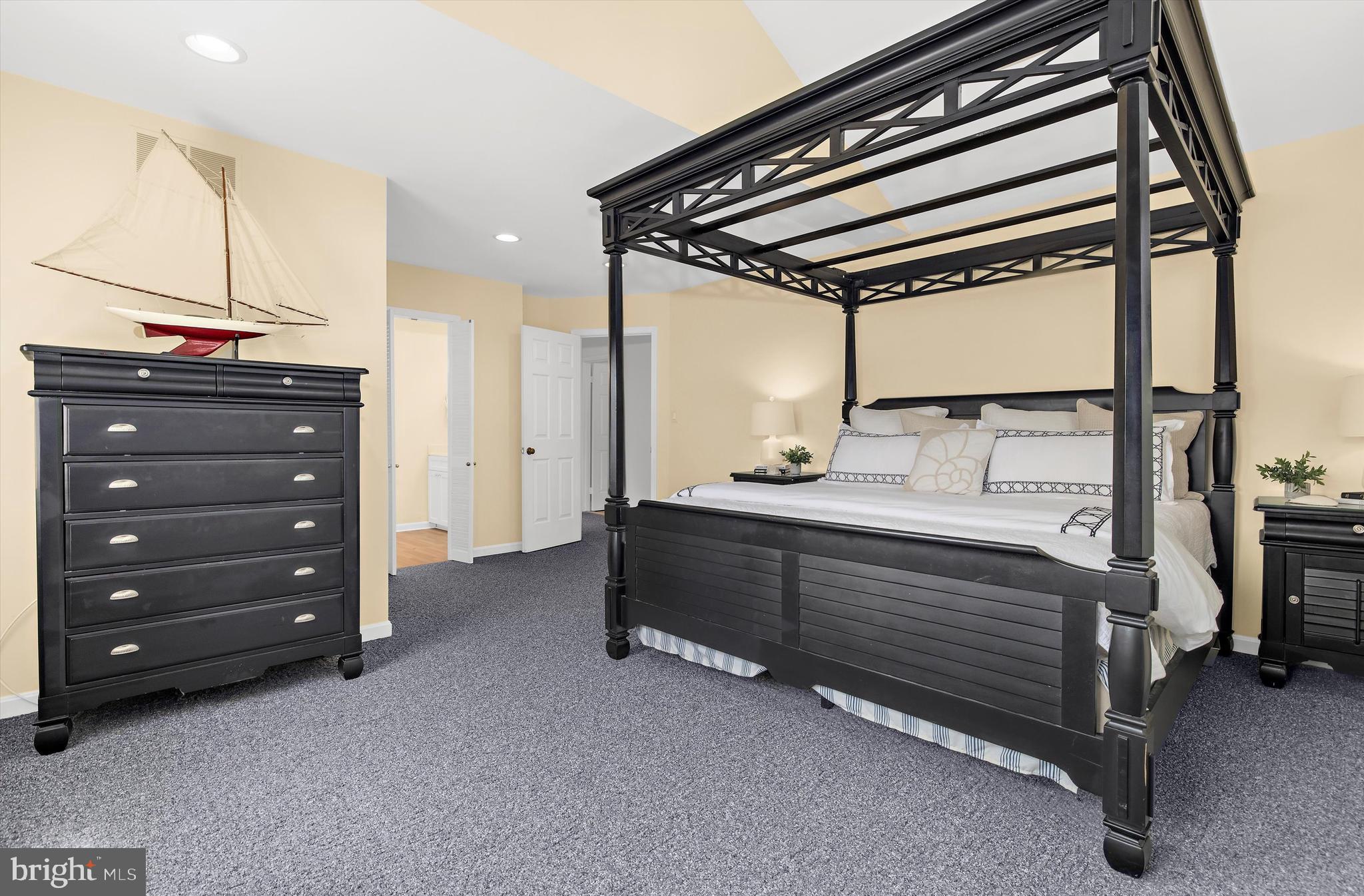 EASTPORT - Residential