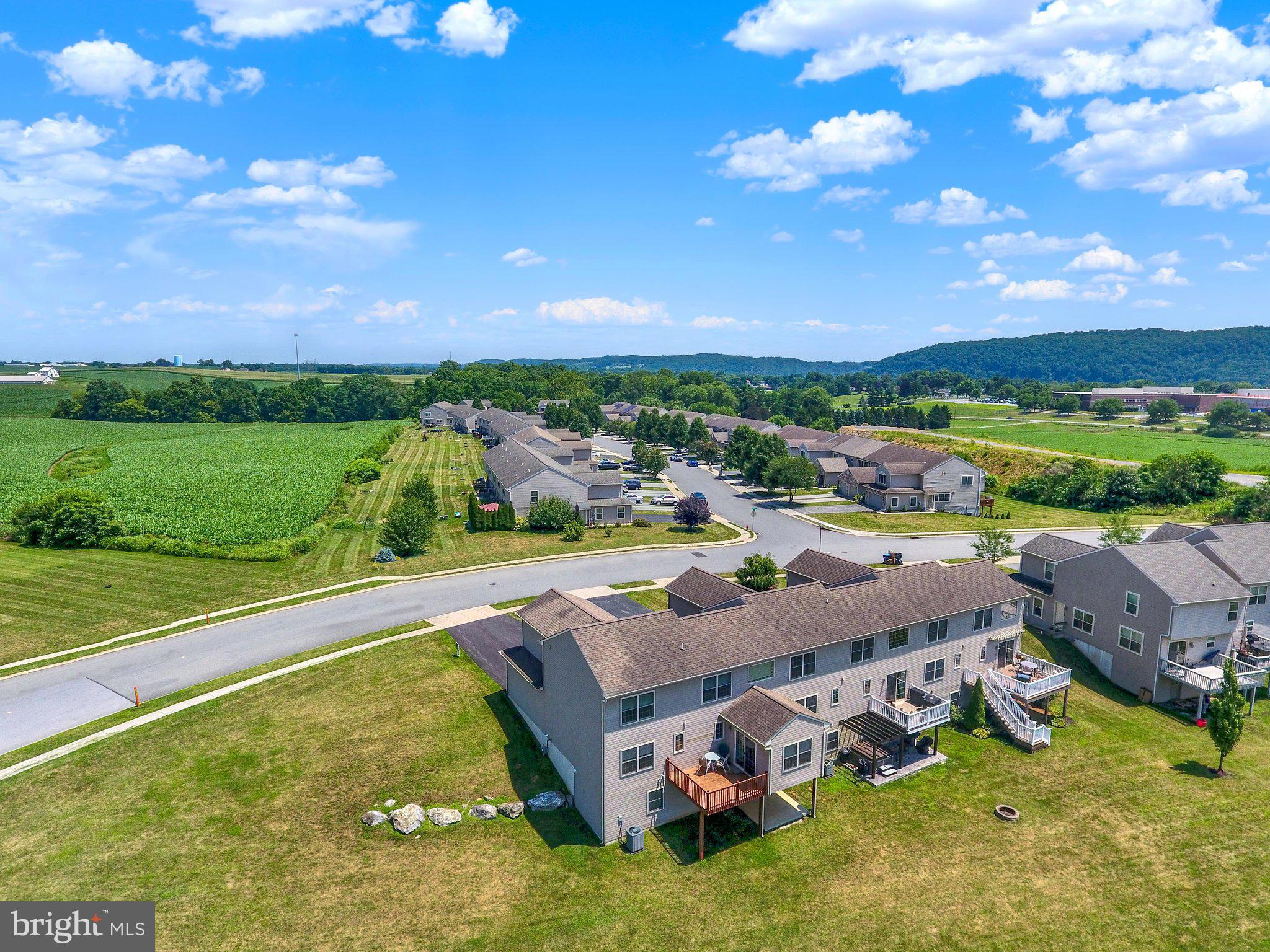 VILLAGE SQUARE COMMONS - Residential