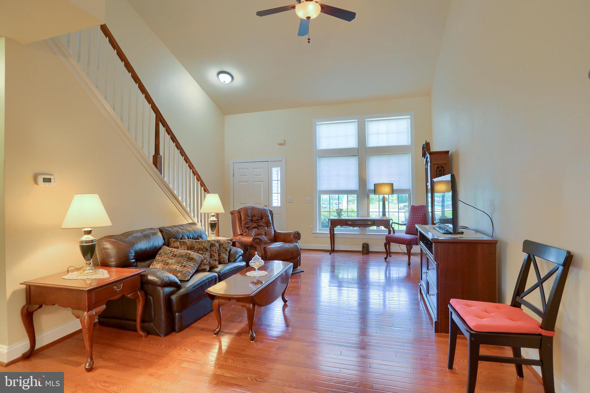 VILLAGE SQUARE COMMONS - Residential