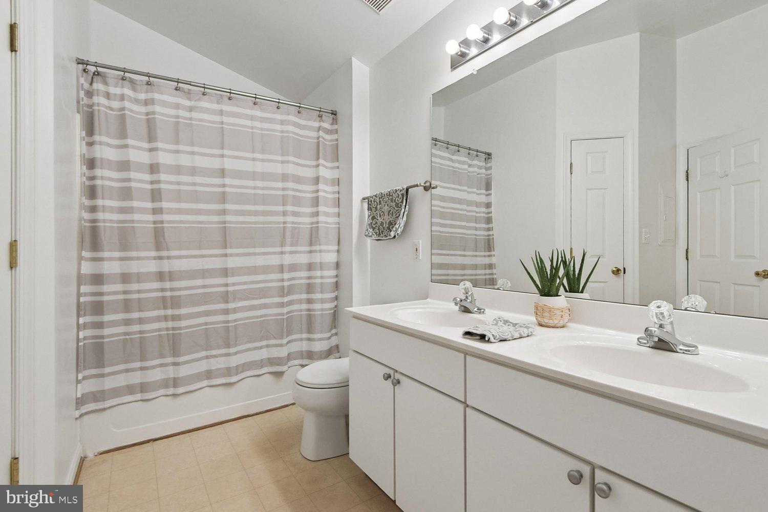 TIDEWATER COLONY - Residential