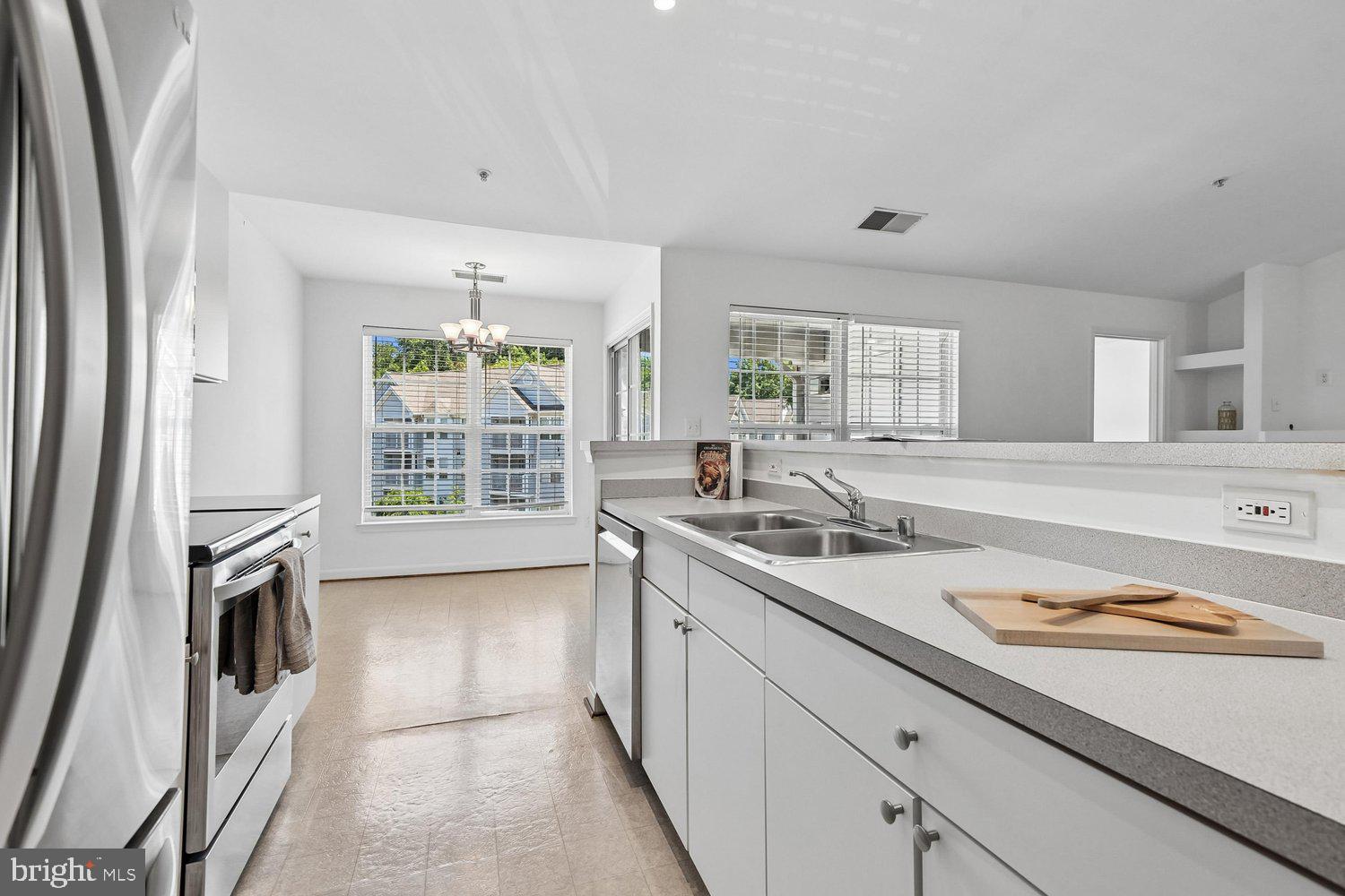 TIDEWATER COLONY - Residential