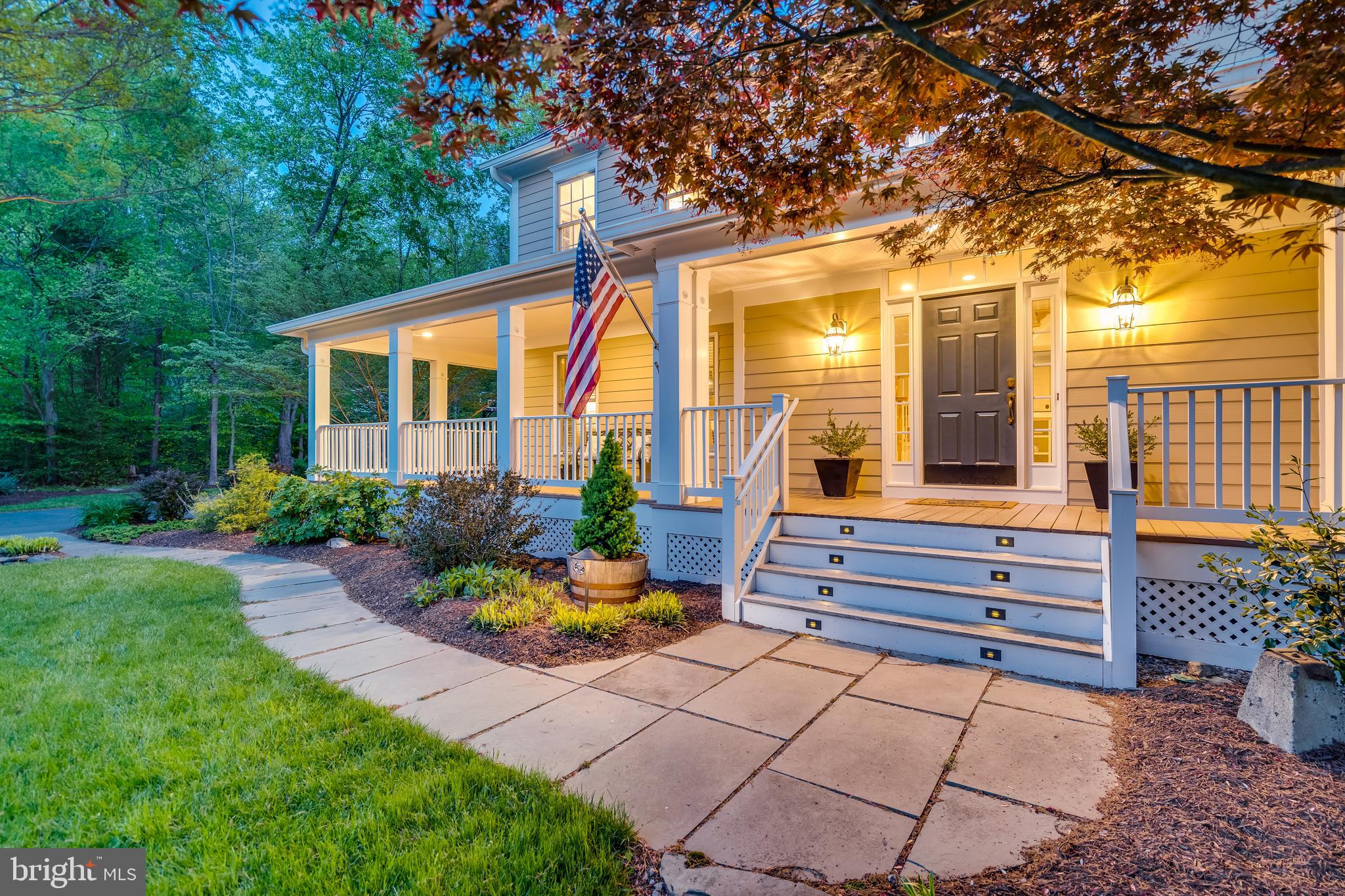 STATION CROSSING - Residential