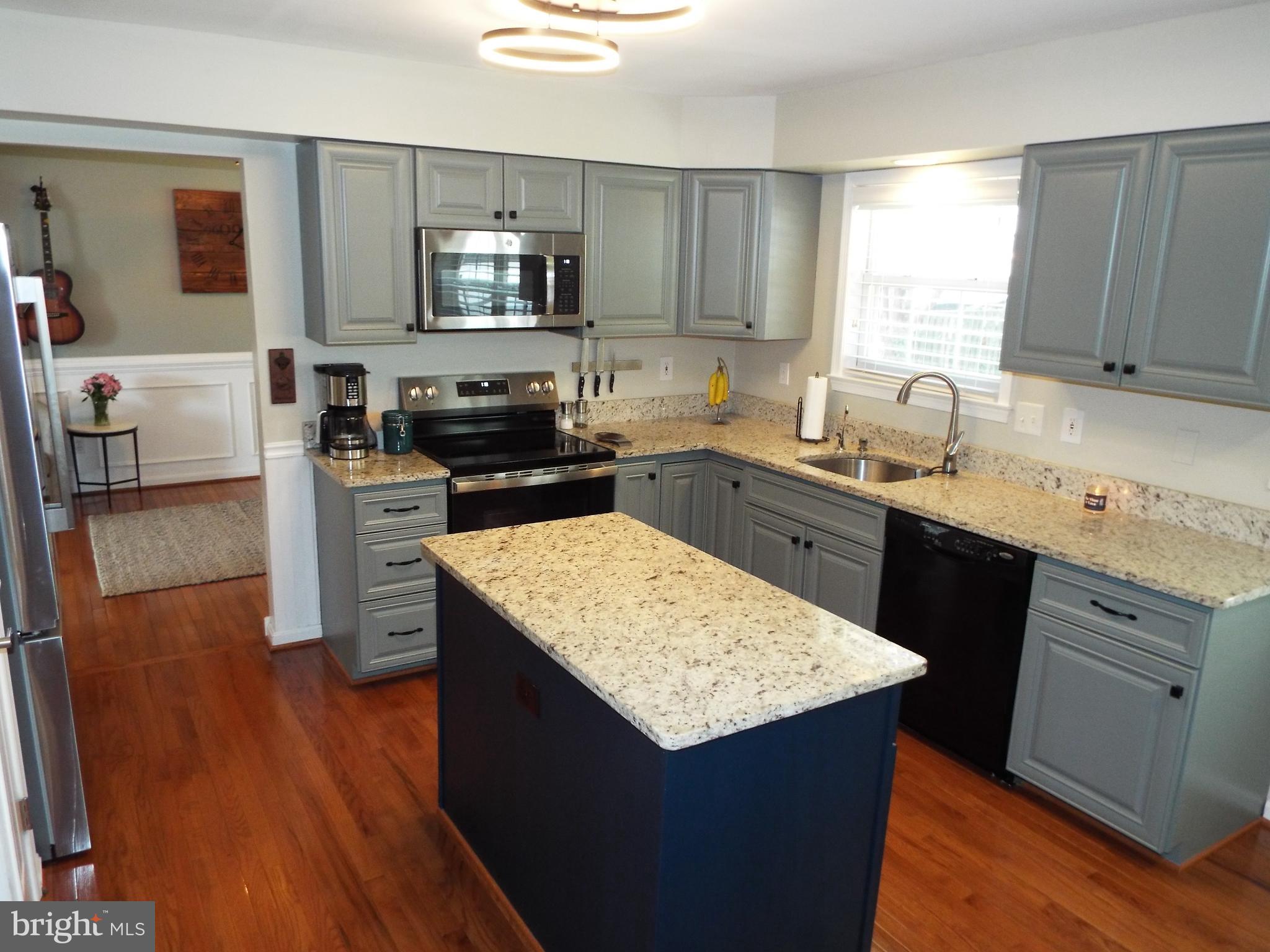 CAPE ST CLAIRE - Residential