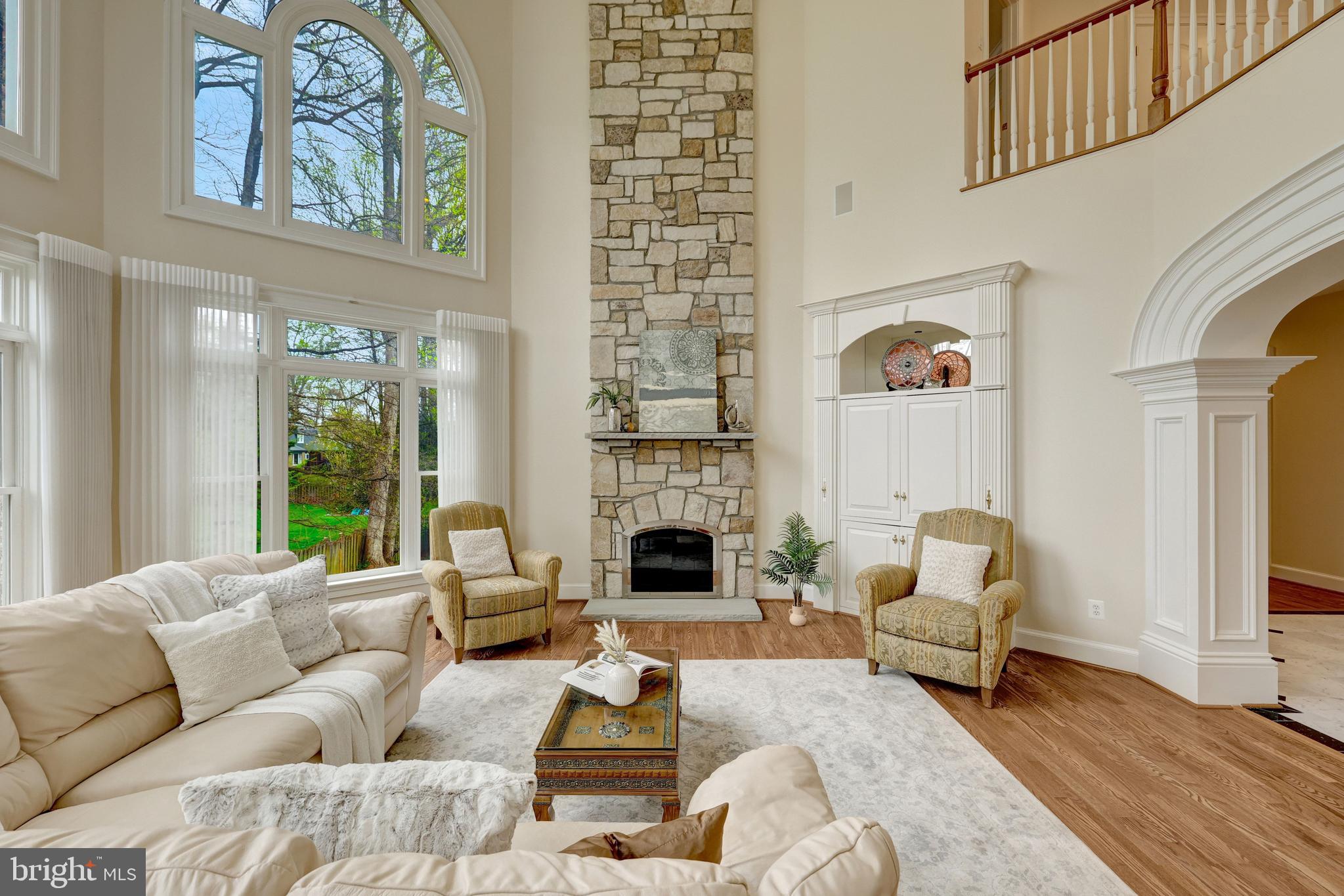 FOXHALL OF MCLEAN - Residential