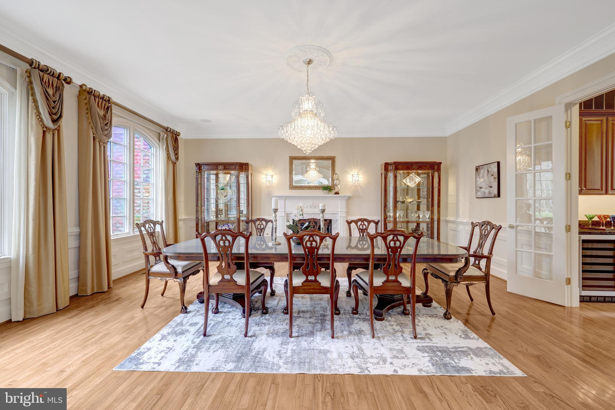 FOXHALL OF MCLEAN - Residential