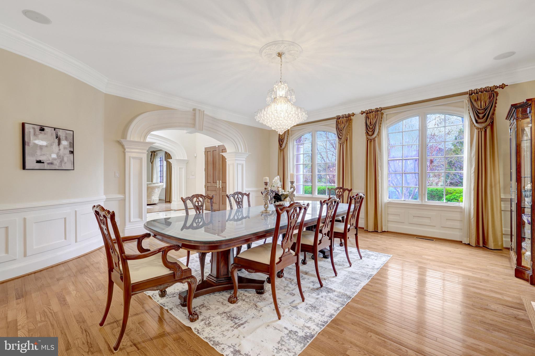 FOXHALL OF MCLEAN - Residential