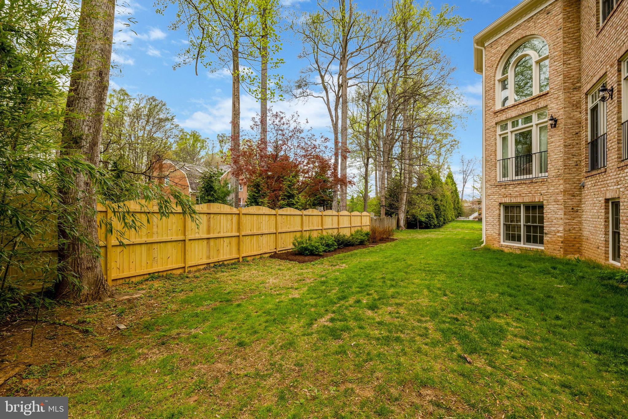 FOXHALL OF MCLEAN - Residential