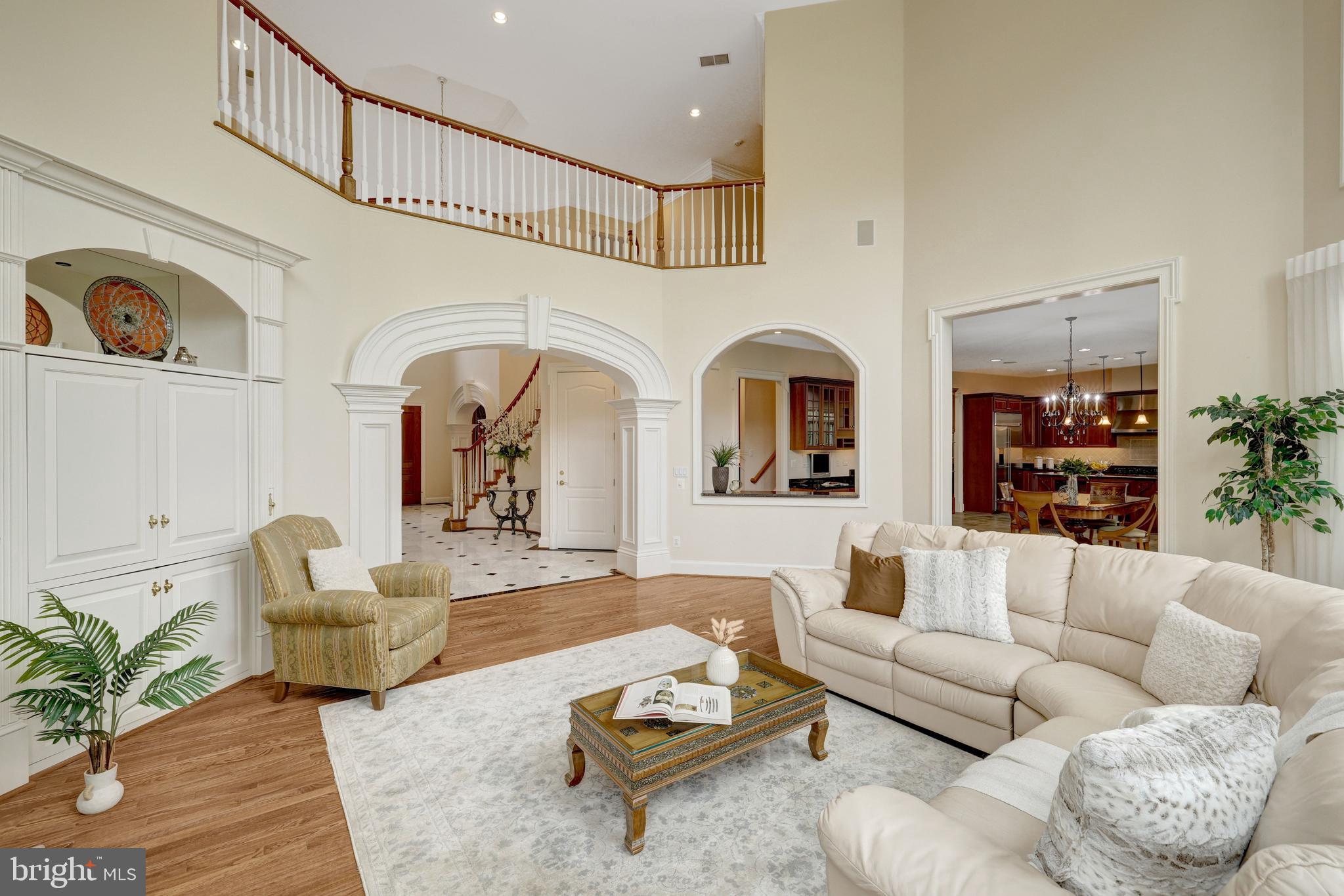 FOXHALL OF MCLEAN - Residential