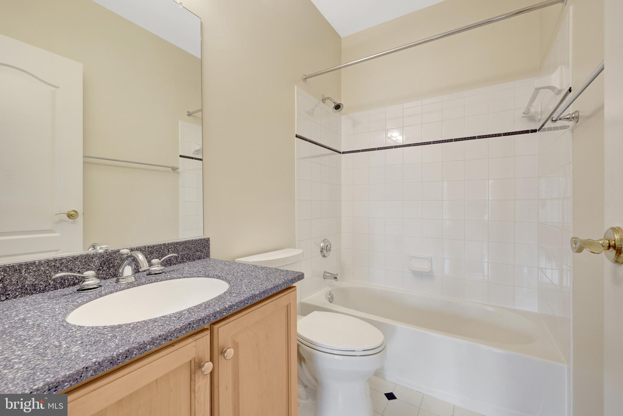FOXHALL OF MCLEAN - Residential