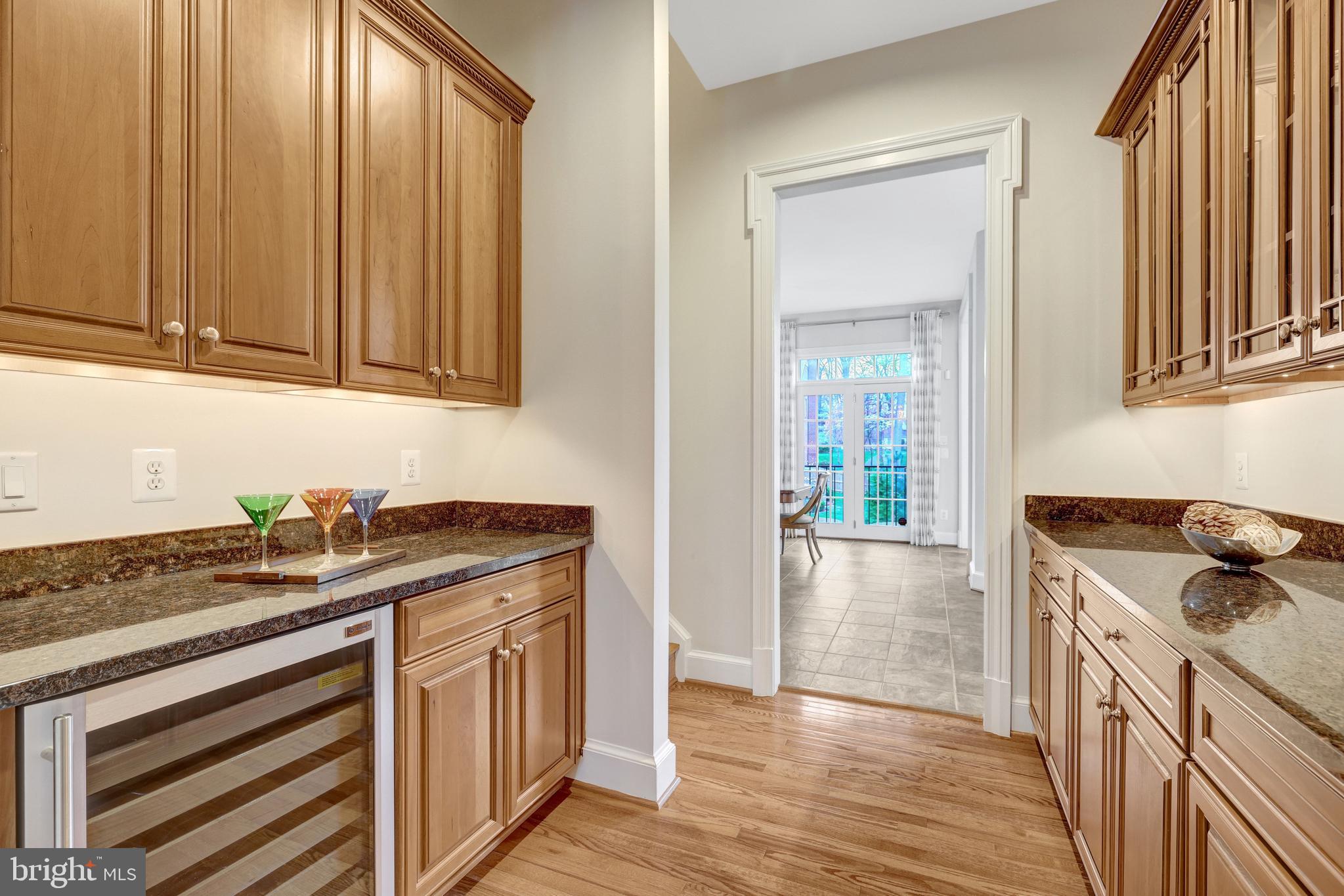 FOXHALL OF MCLEAN - Residential