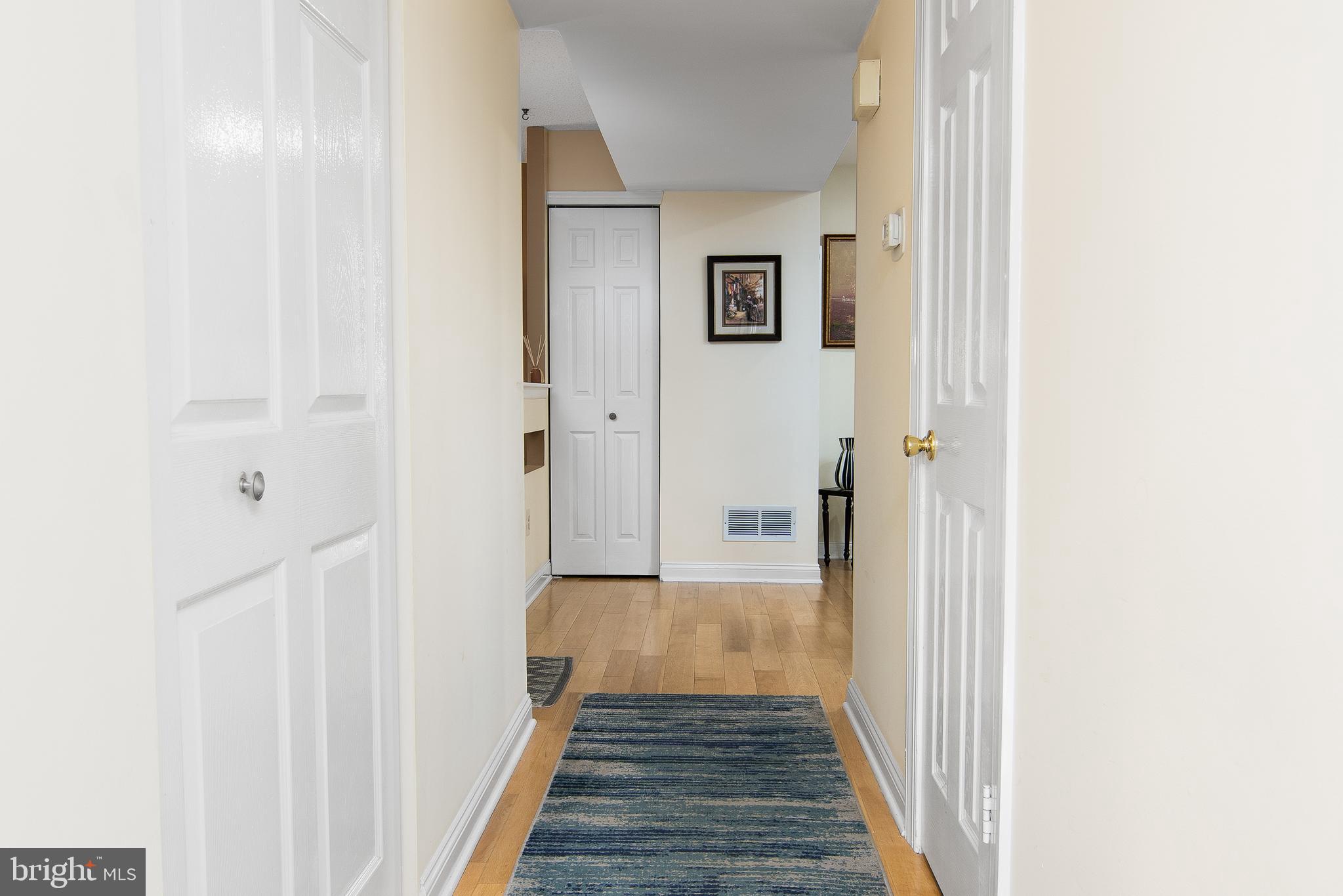 LIBERTY SQUARE - Residential
