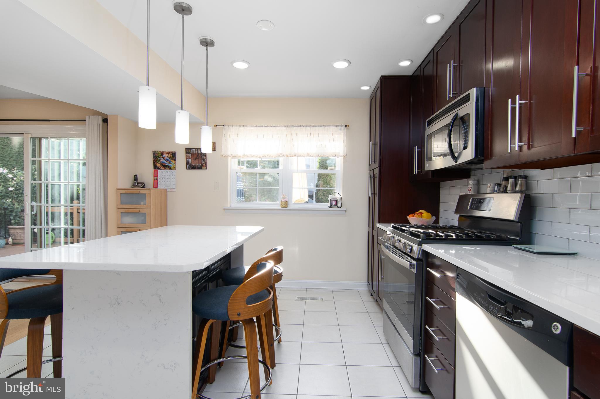 LIBERTY SQUARE - Residential
