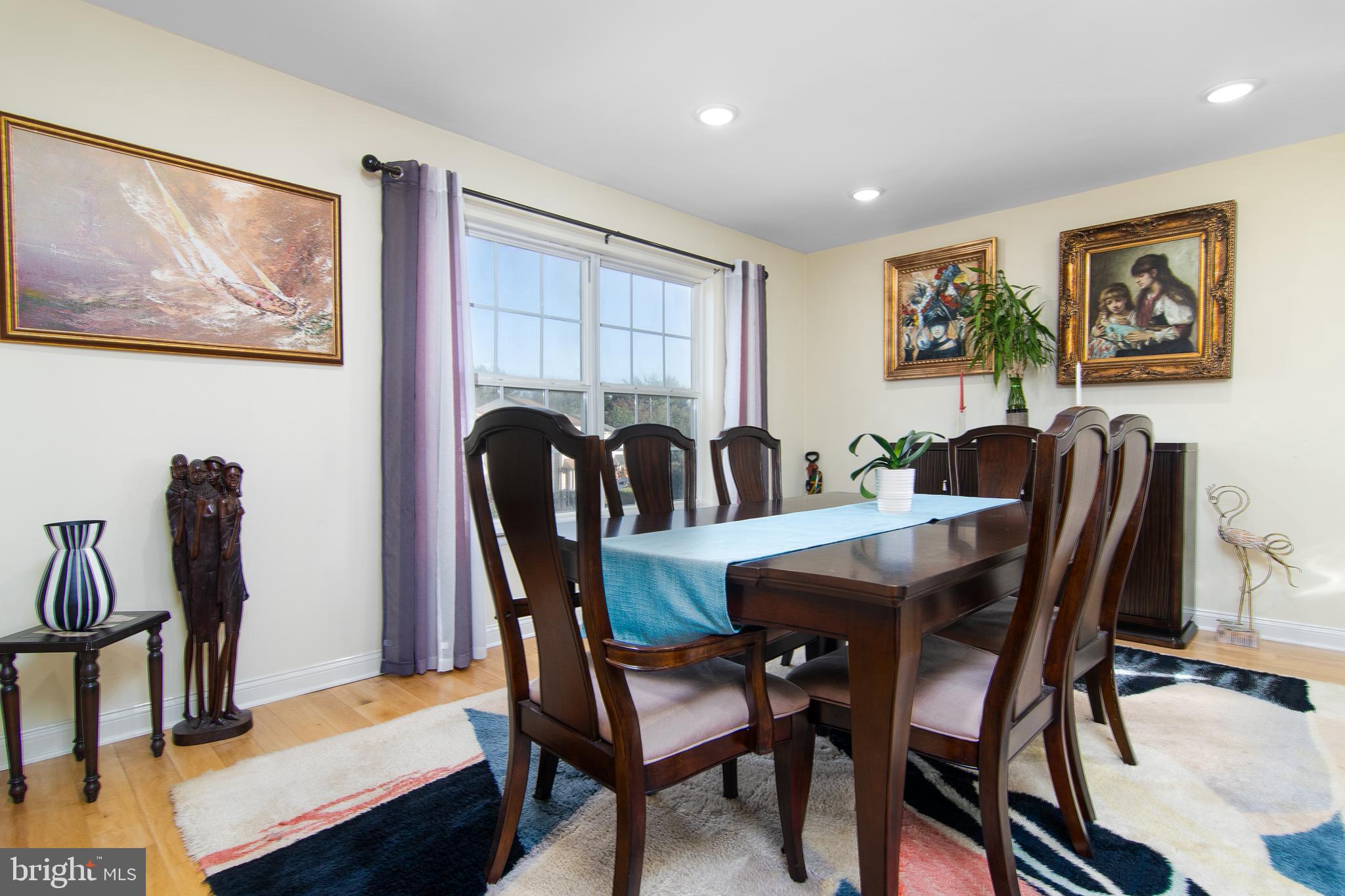 LIBERTY SQUARE - Residential