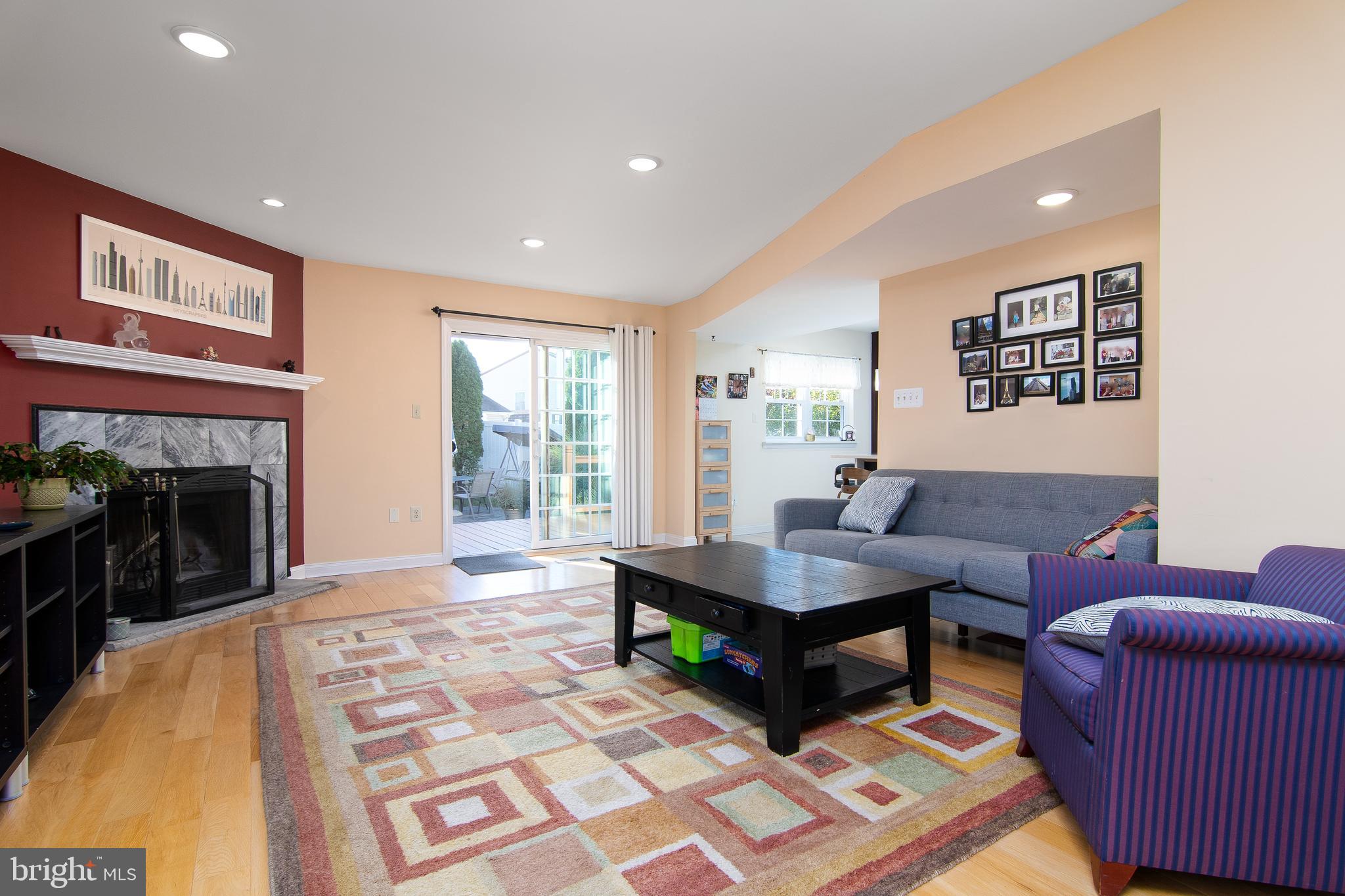 LIBERTY SQUARE - Residential