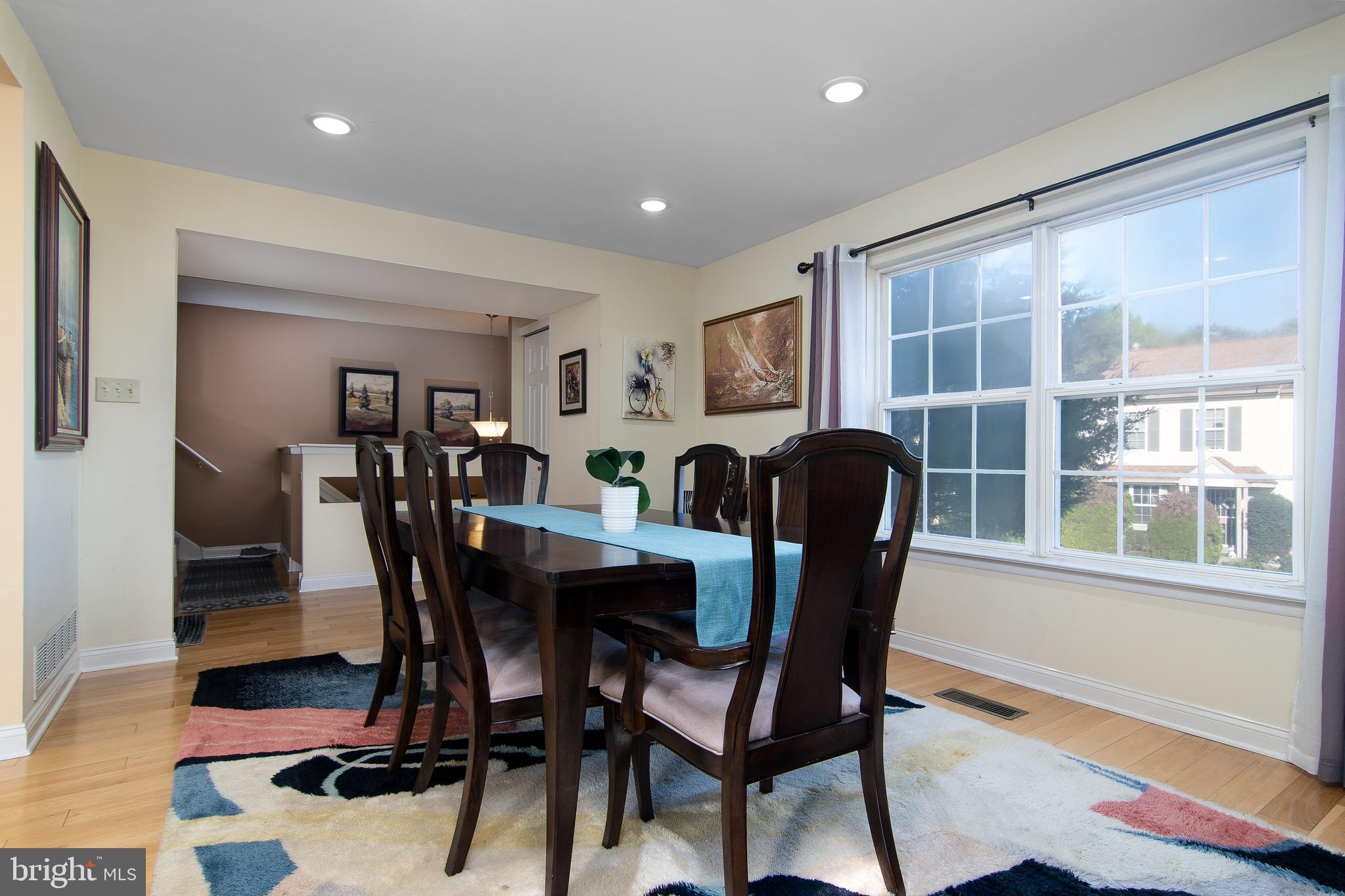 LIBERTY SQUARE - Residential