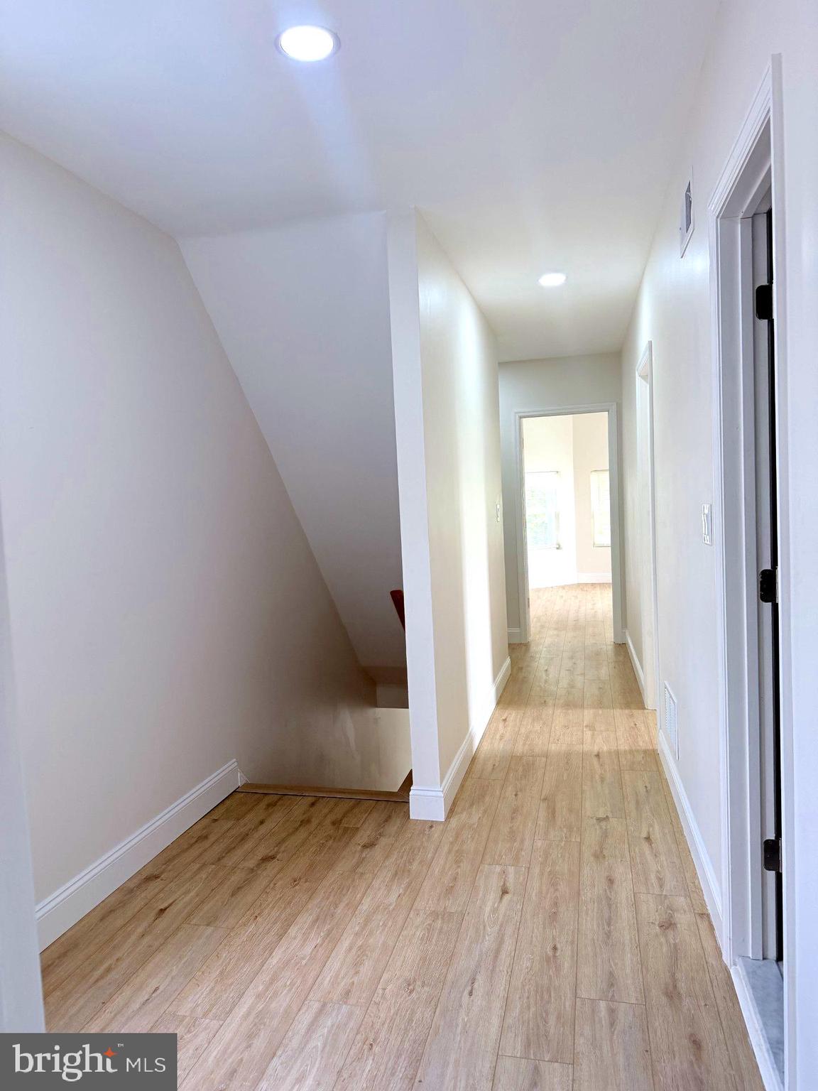 PHILADELPHIA (NORTHEAST) - Residential