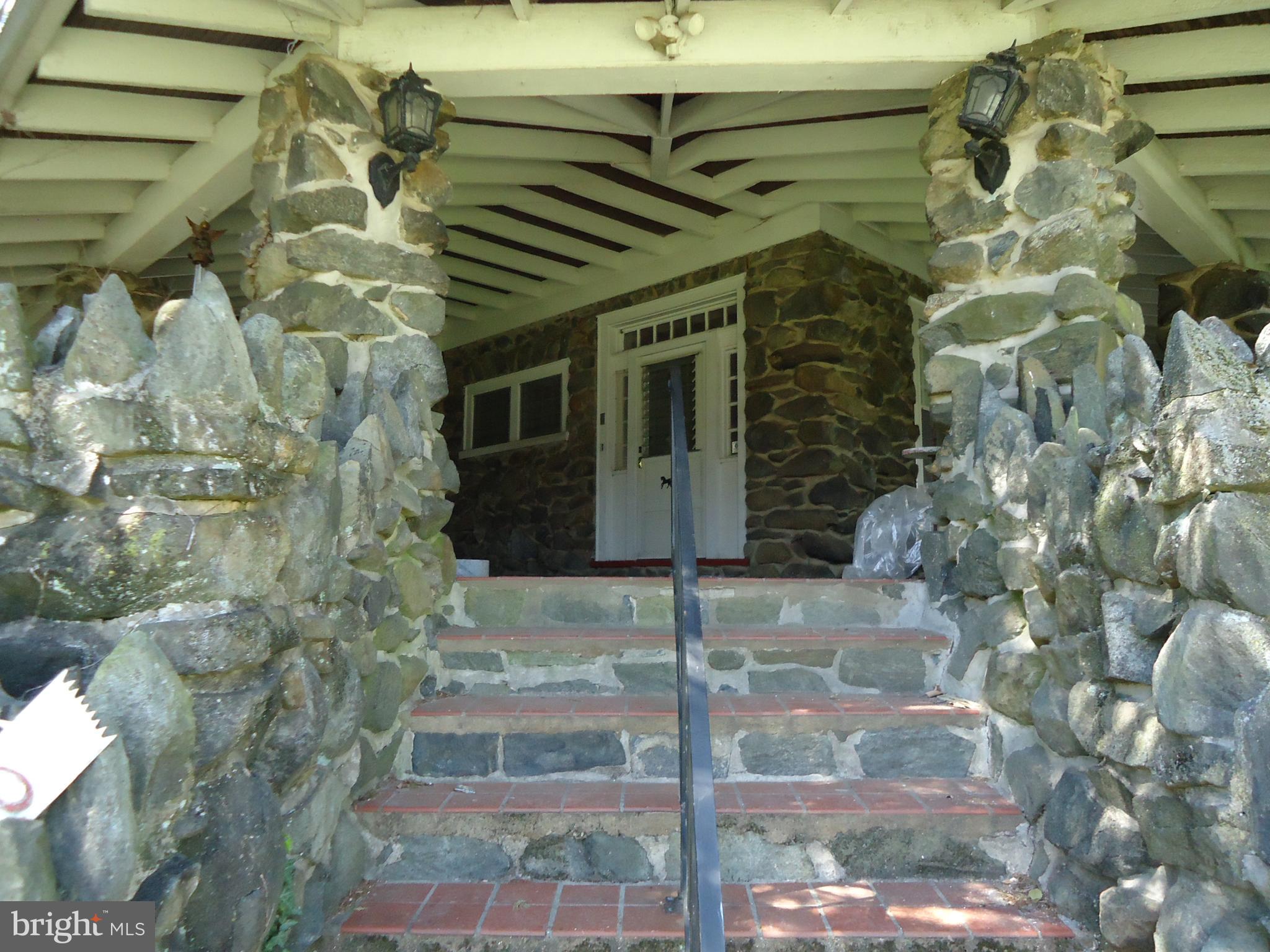 ROGNEL HEIGHTS - Residential