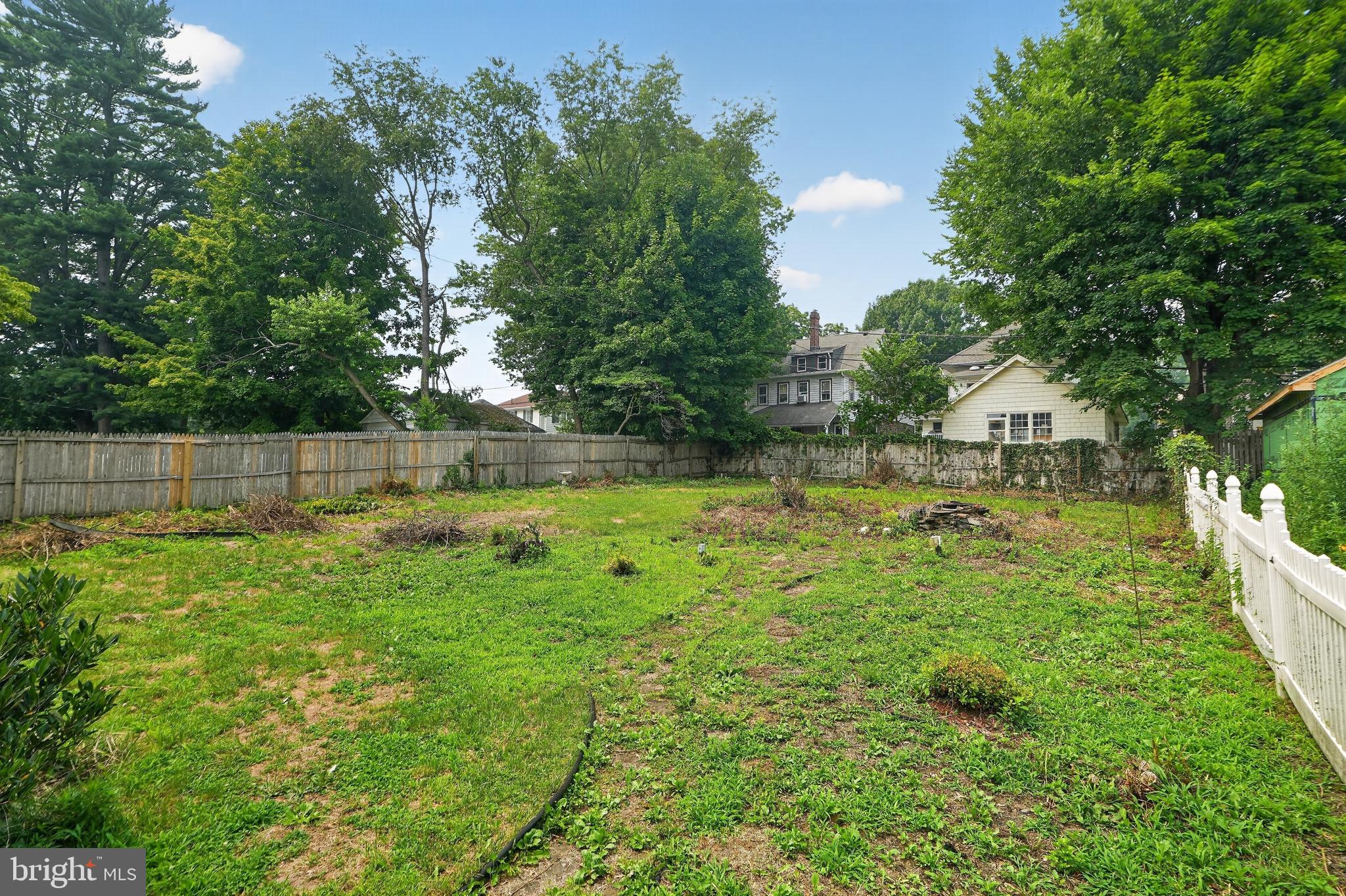 LLANERCH - Residential