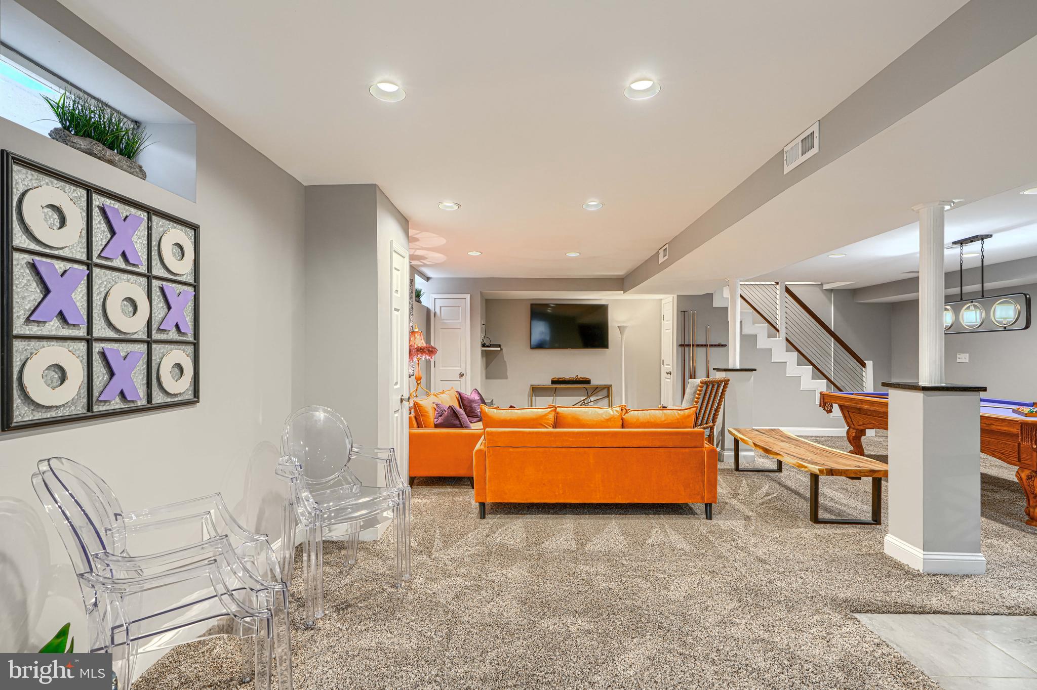 MINE BANK - Residential