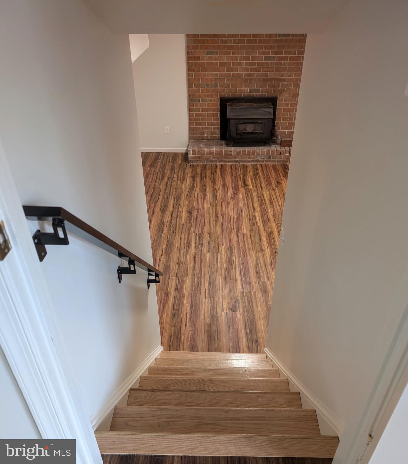 POINT OF WOODS - Residential
