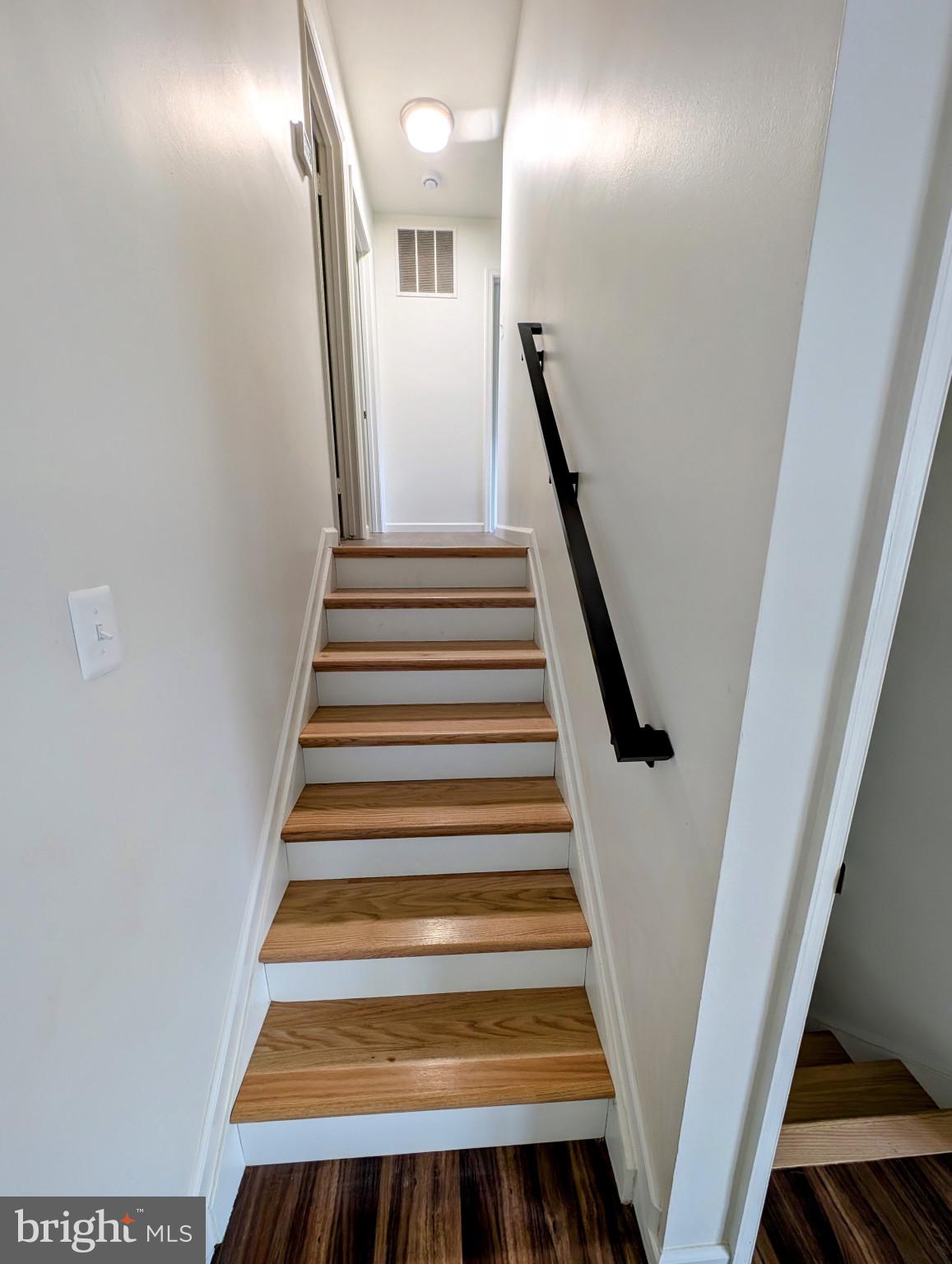 POINT OF WOODS - Residential