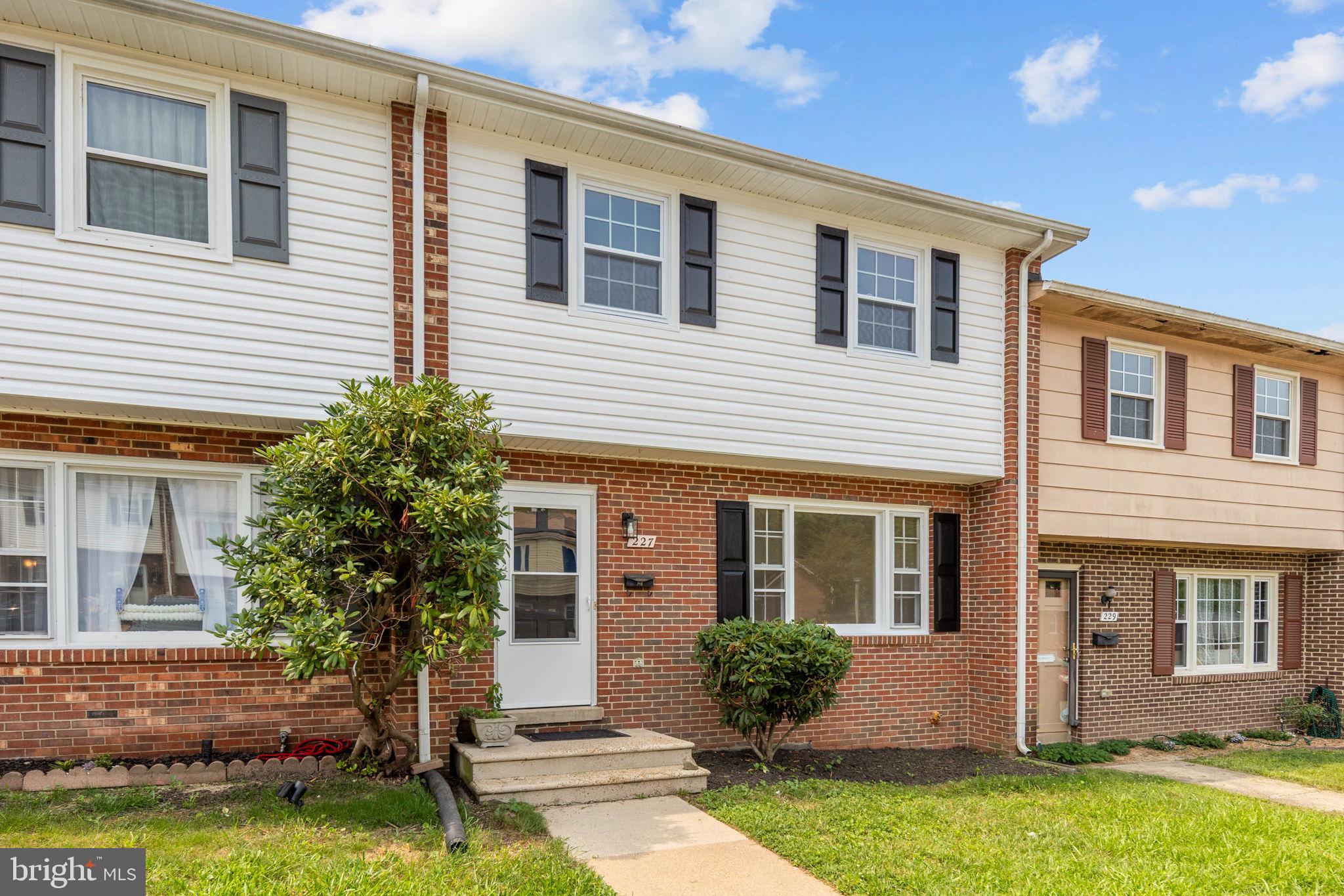 SPRING VALLEY - Residential