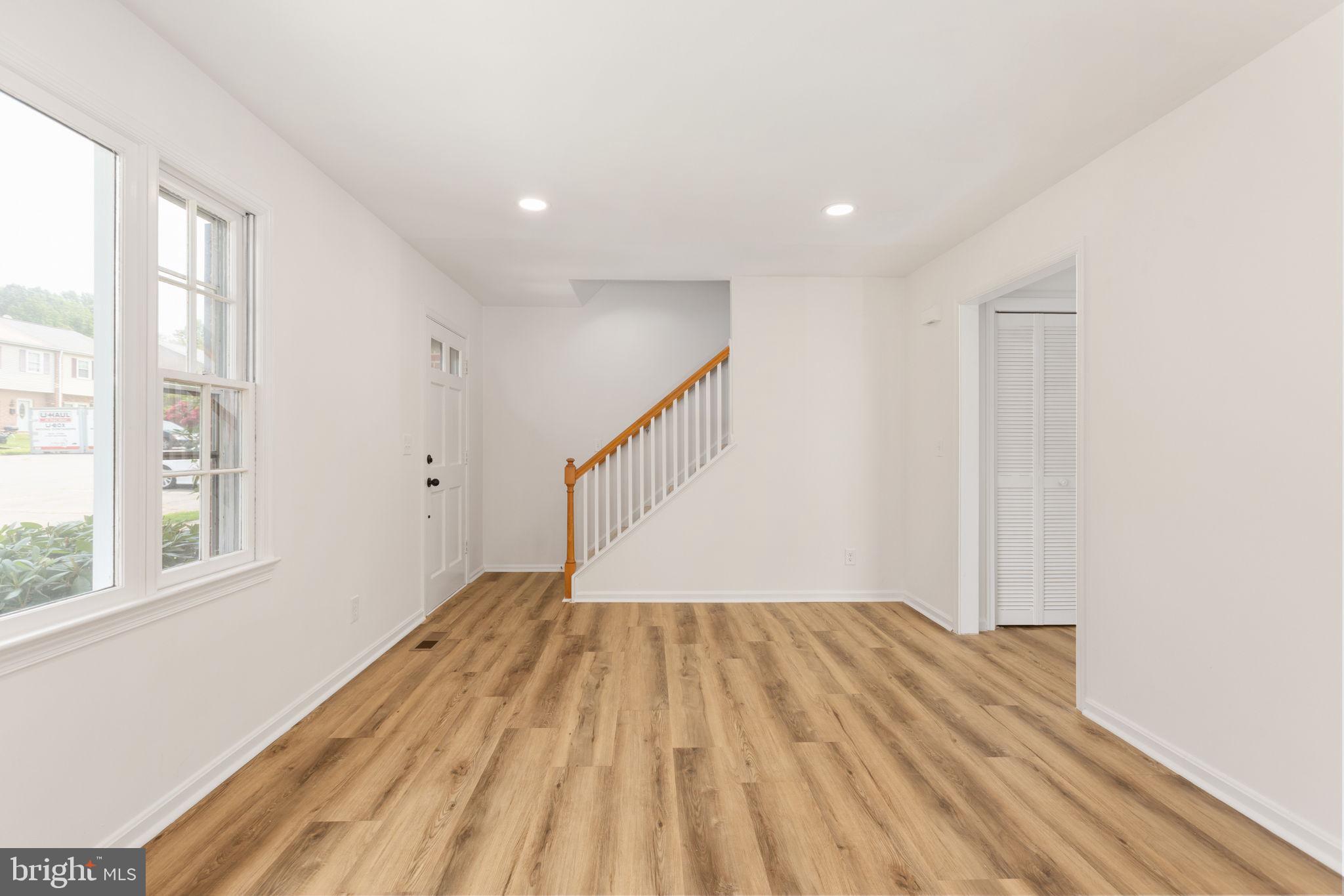 SPRING VALLEY - Residential