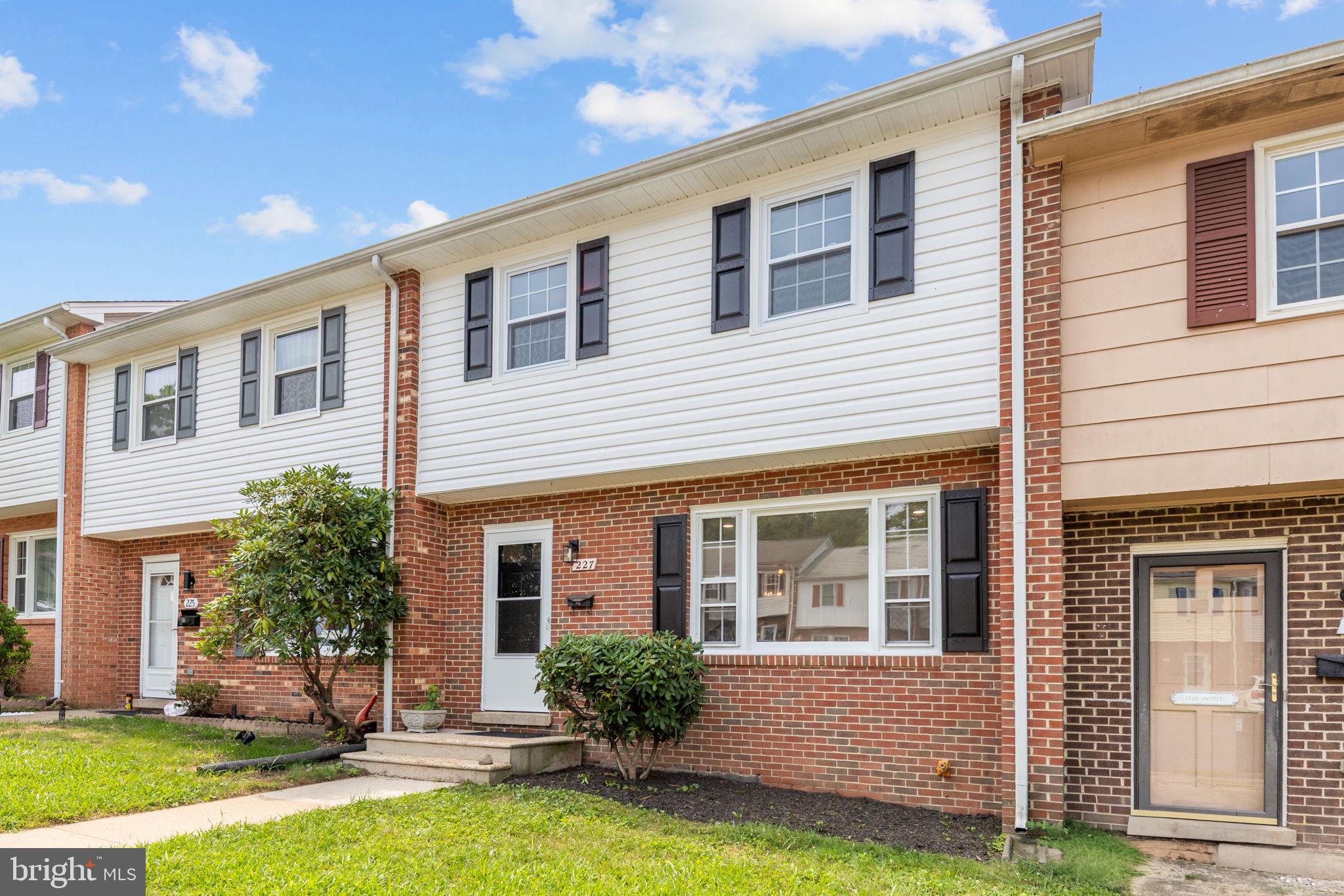 SPRING VALLEY - Residential