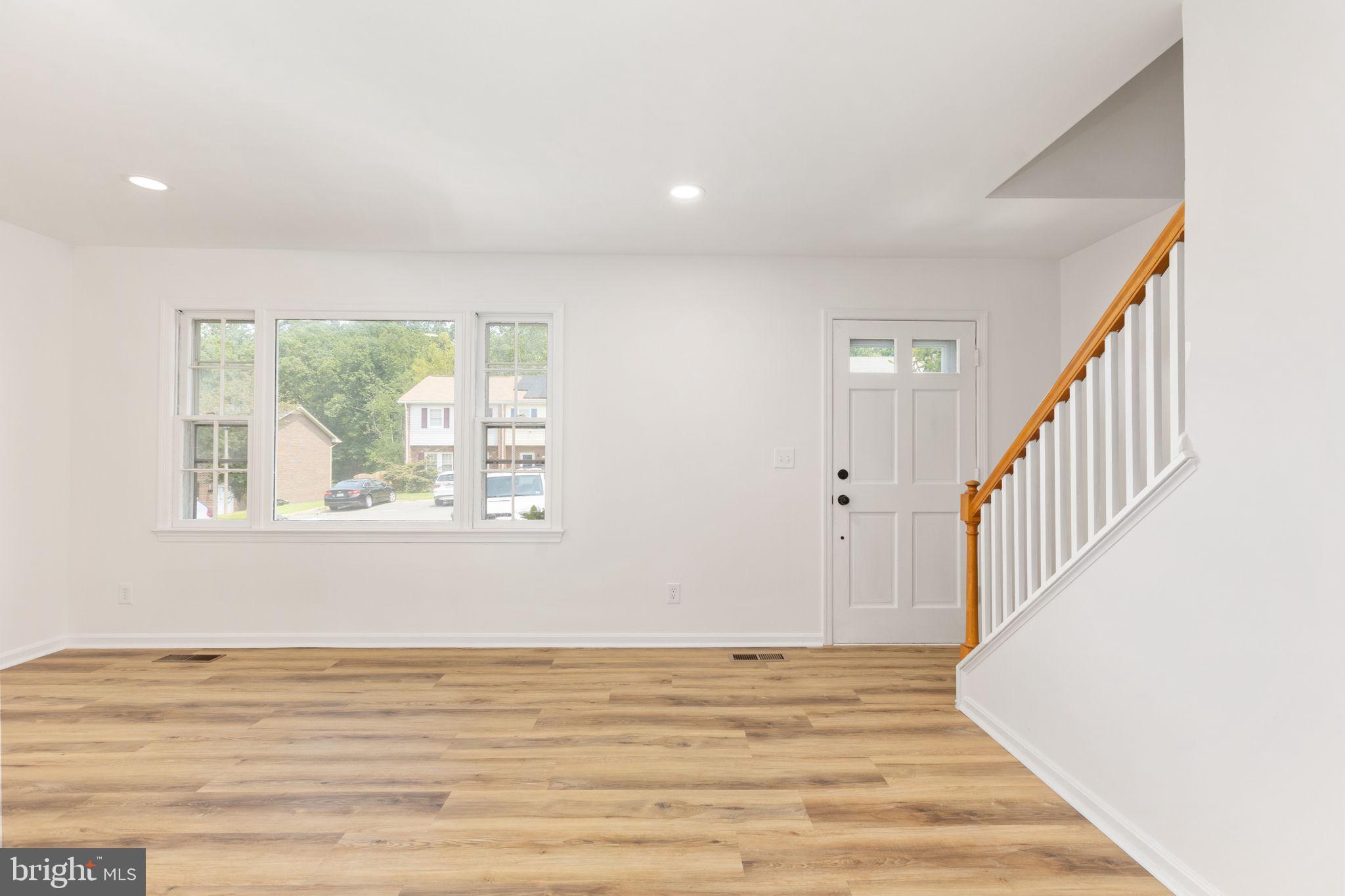SPRING VALLEY - Residential