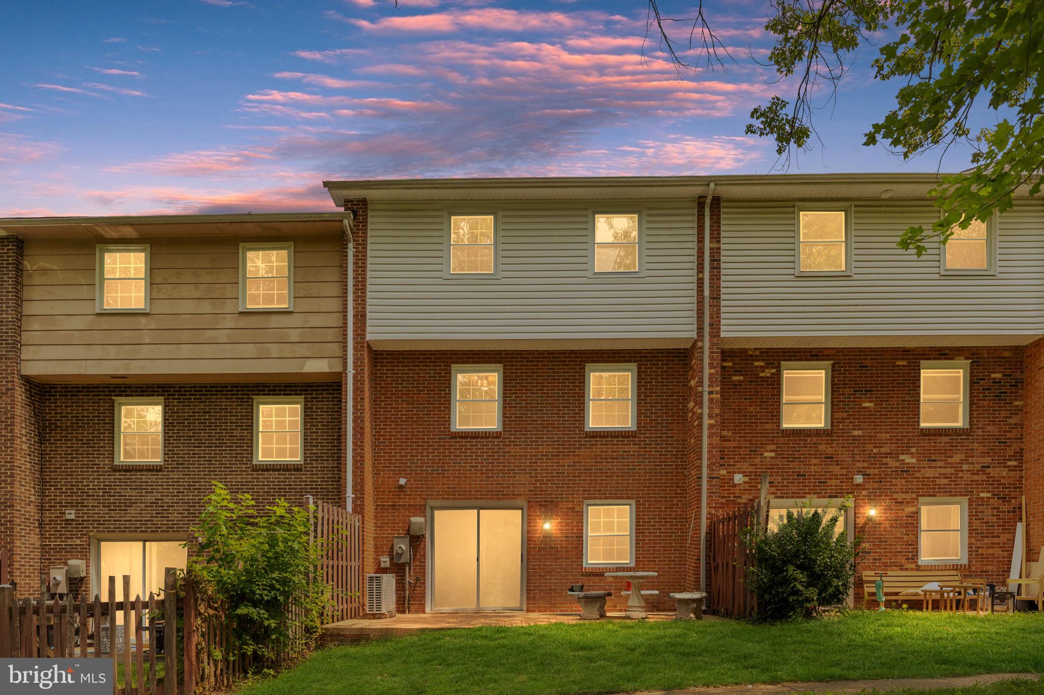 SPRING VALLEY - Residential