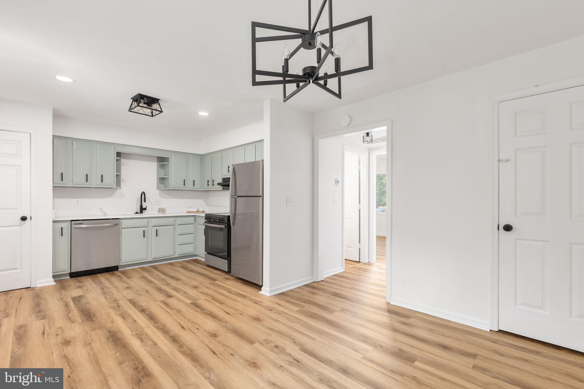 SPRING VALLEY - Residential
