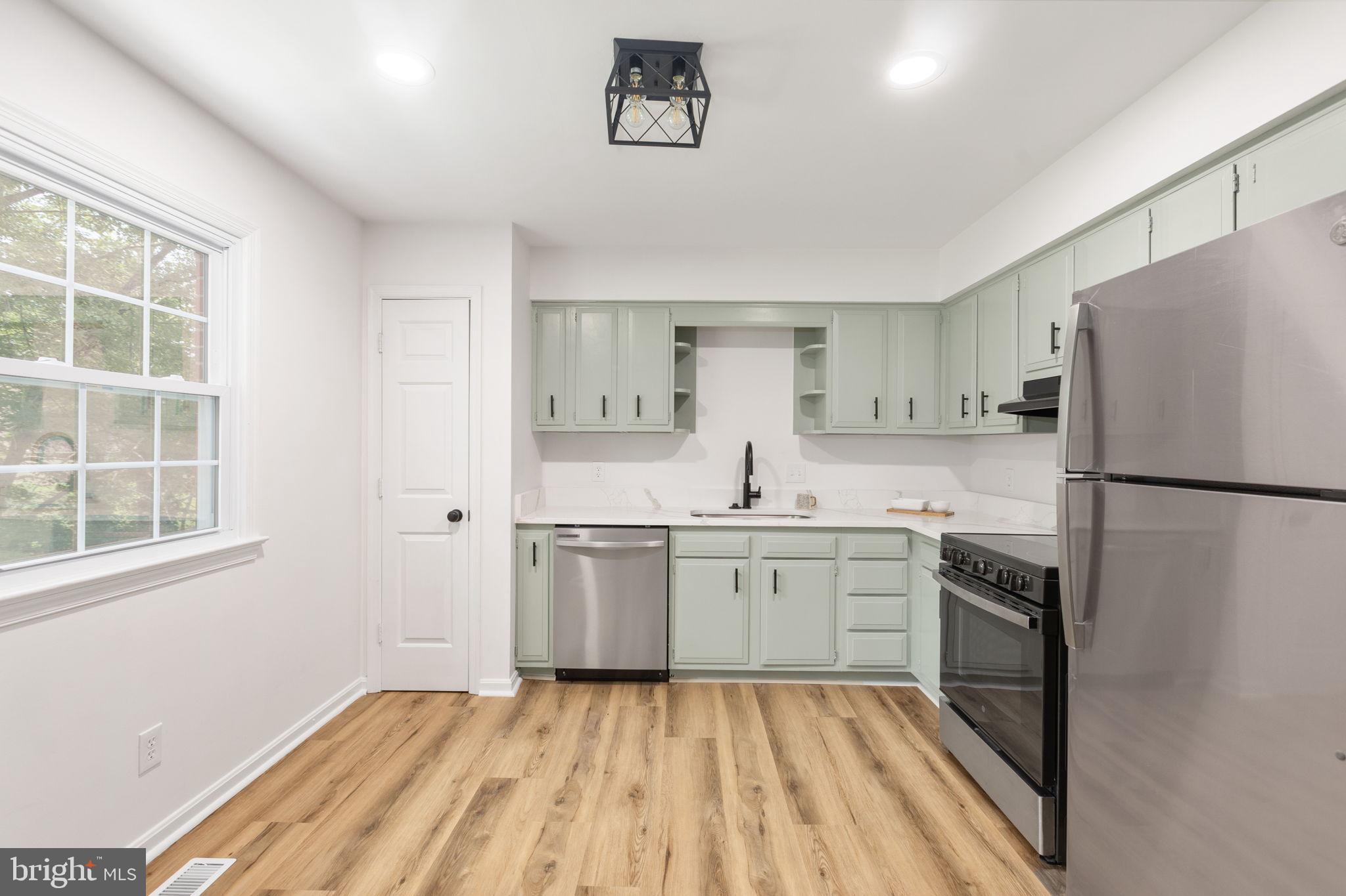 SPRING VALLEY - Residential