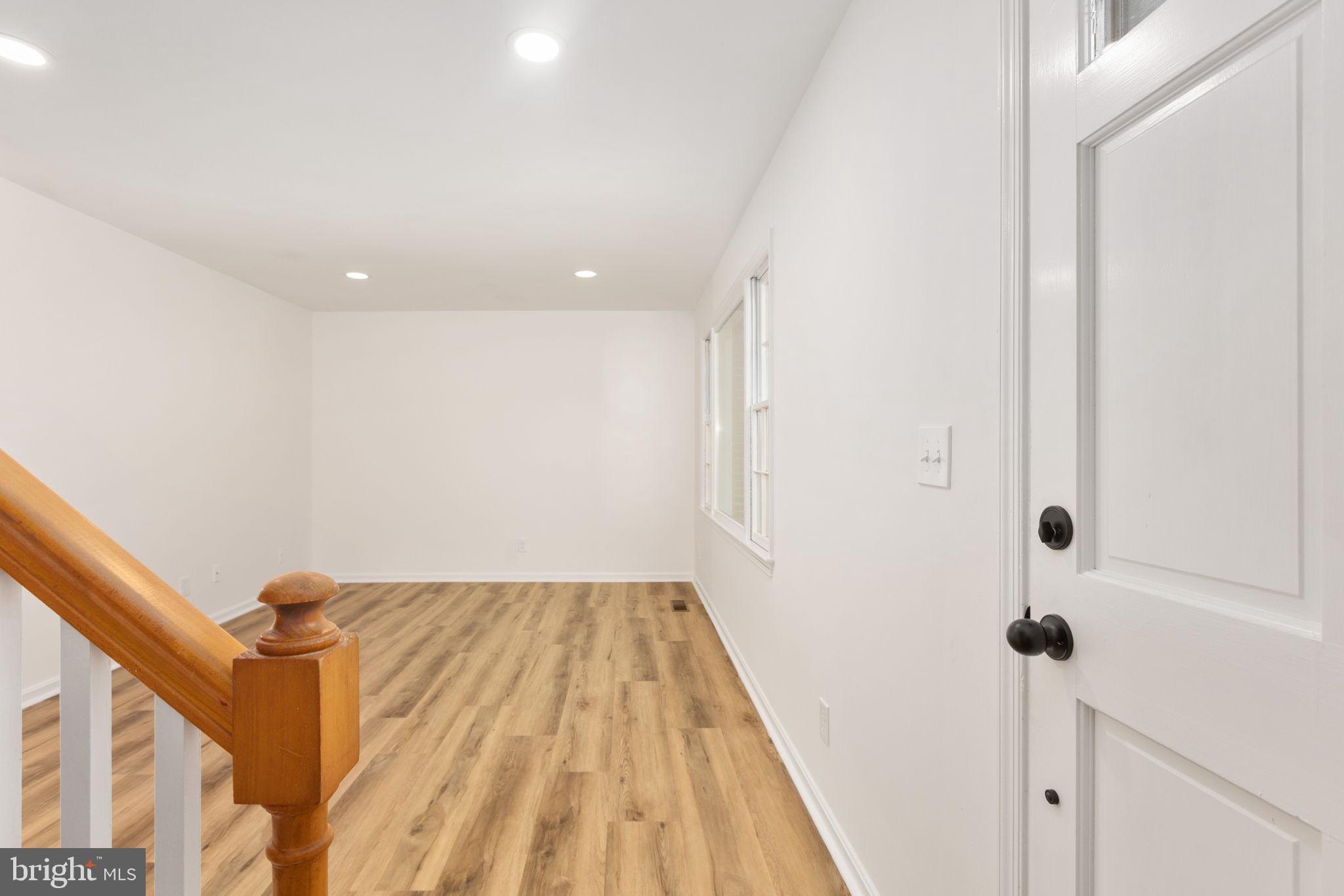 SPRING VALLEY - Residential