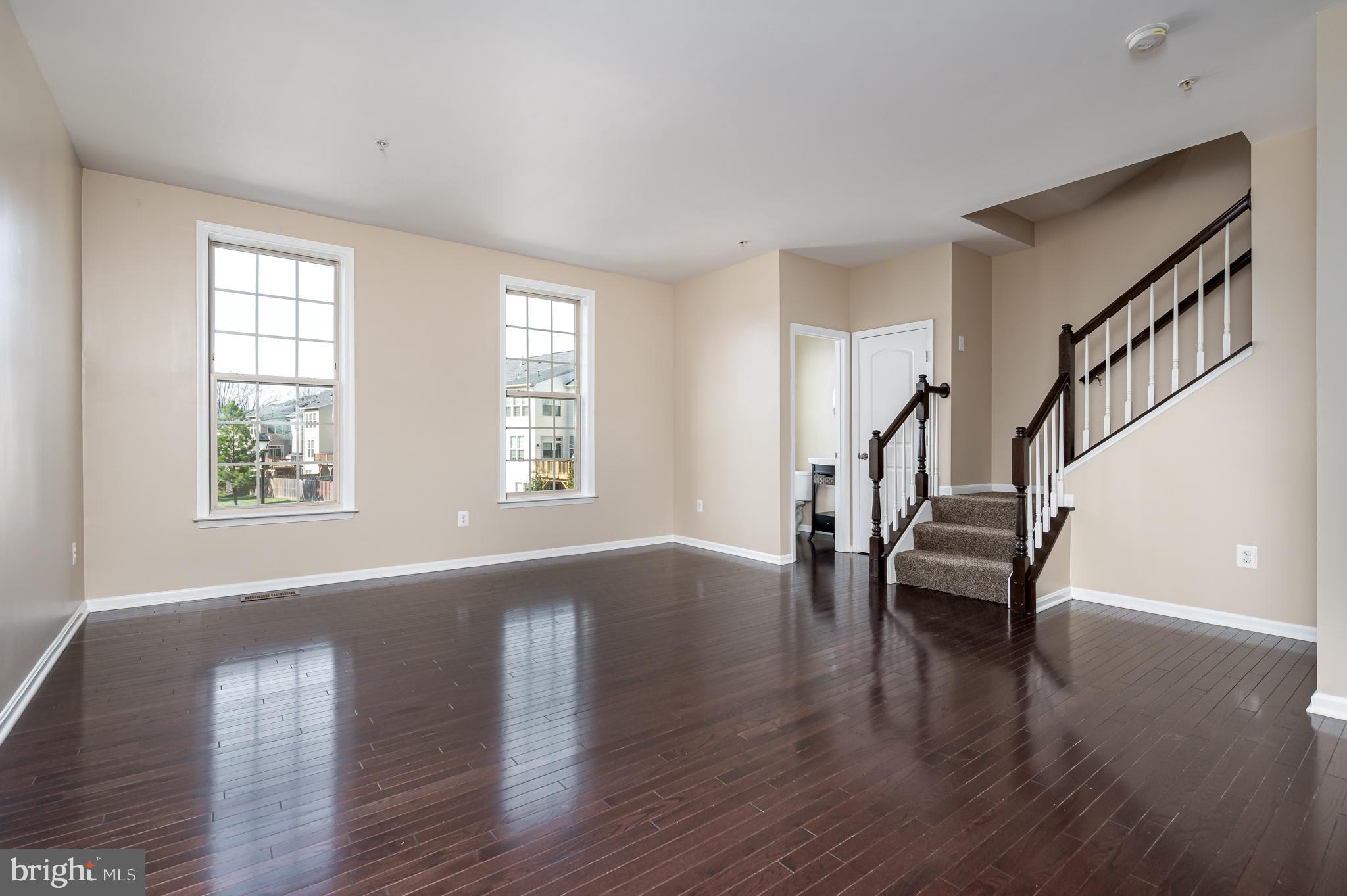 CANTERBURY VILLAGE - Residential Lease
