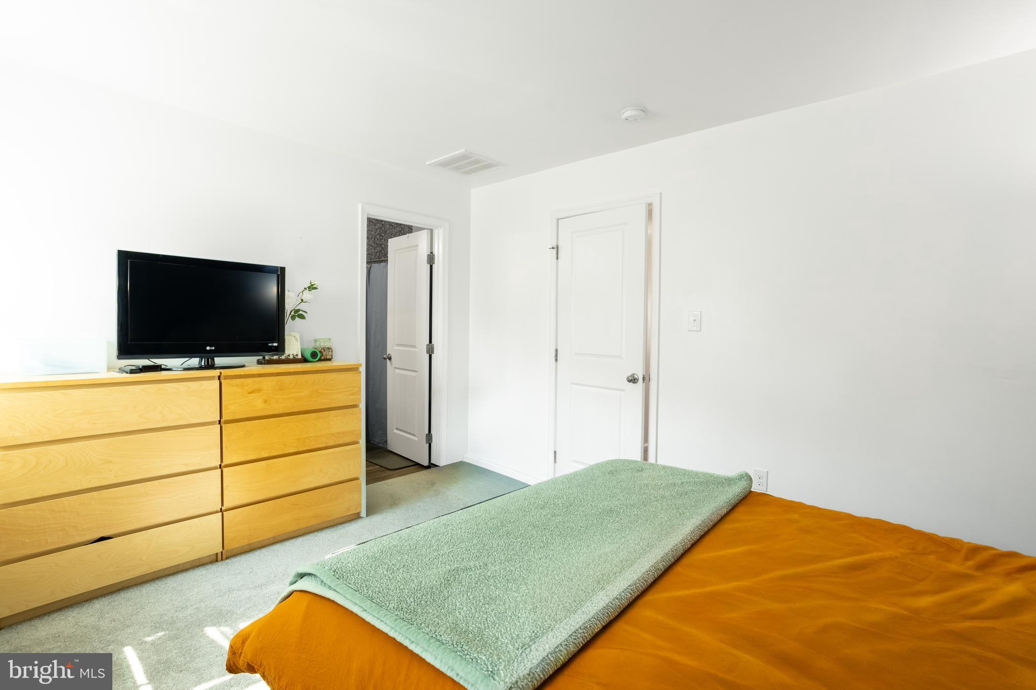 SPRING OAKS - Residential