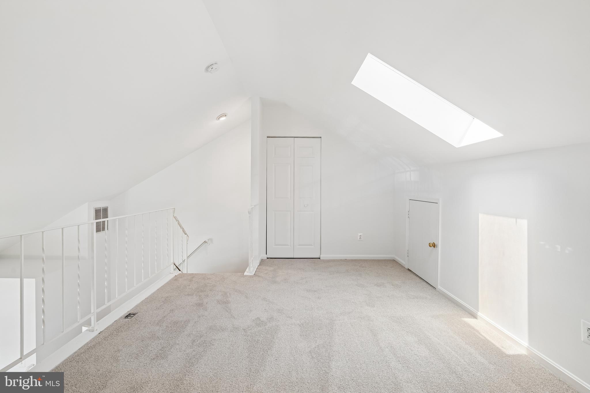 SUFFOLK PLACE - Residential