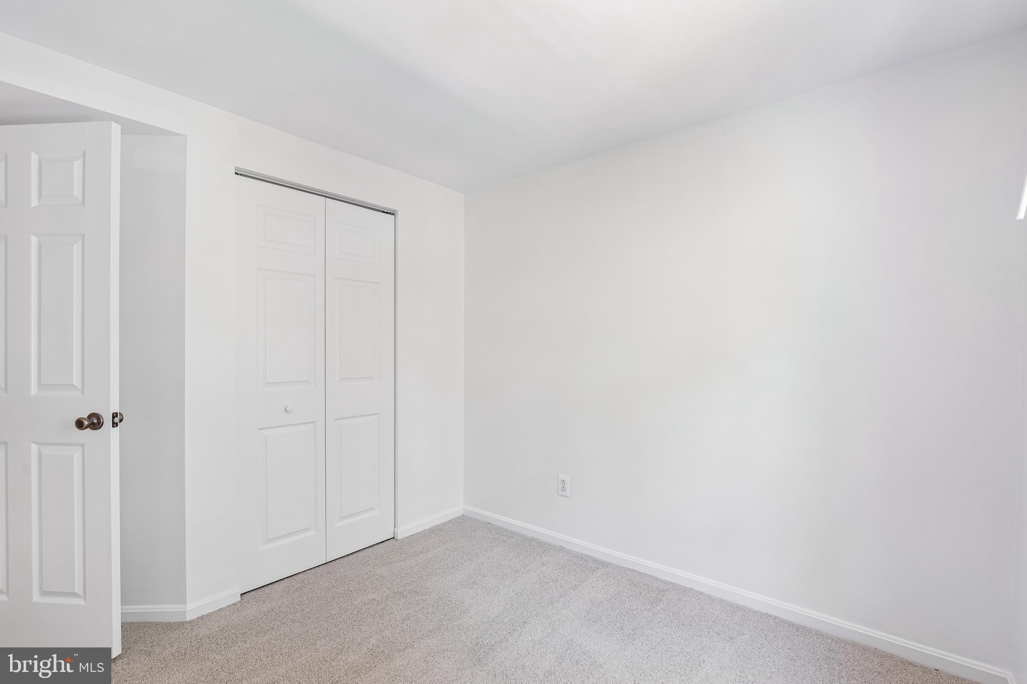 SUFFOLK PLACE - Residential