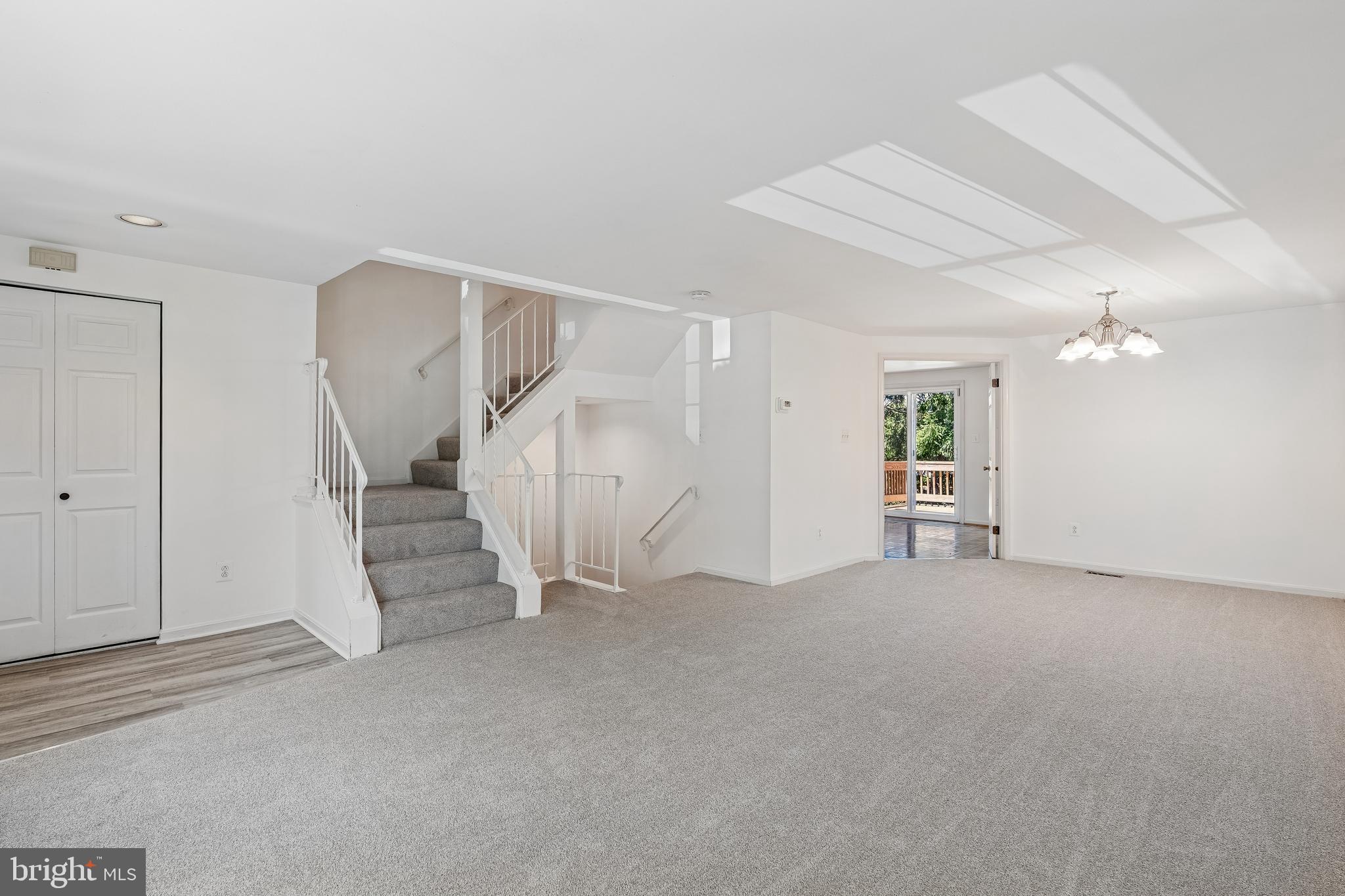 SUFFOLK PLACE - Residential