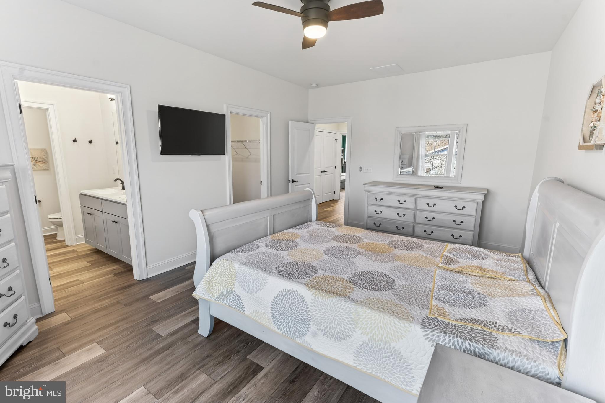 BETHANY GRAND - Residential