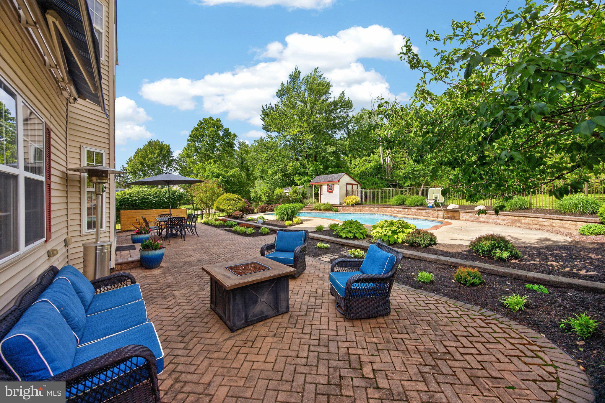 PROVIDENCE MEADOWS - Residential