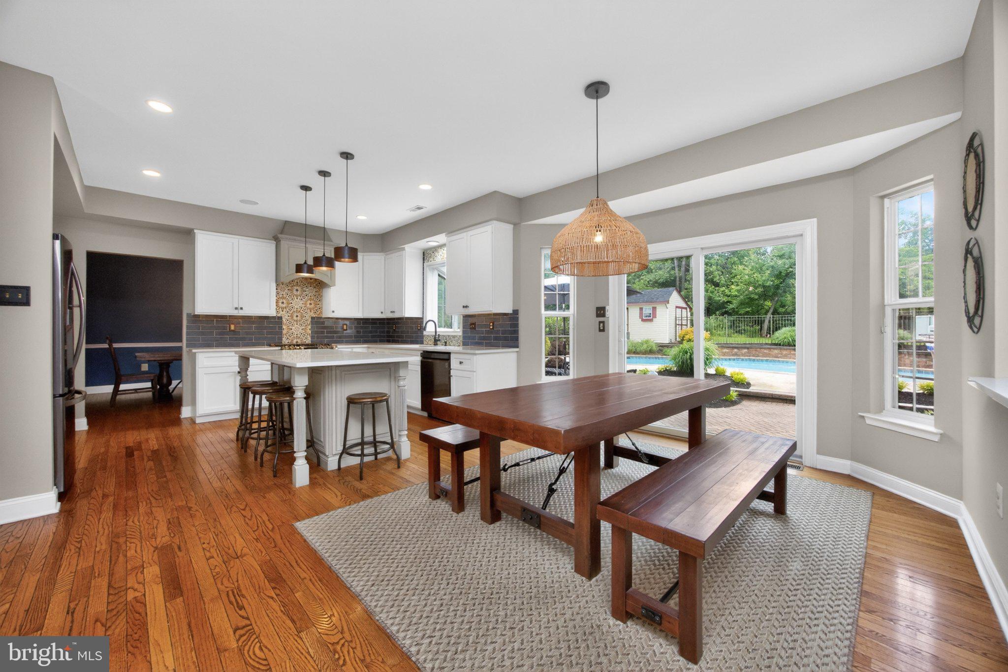 PROVIDENCE MEADOWS - Residential
