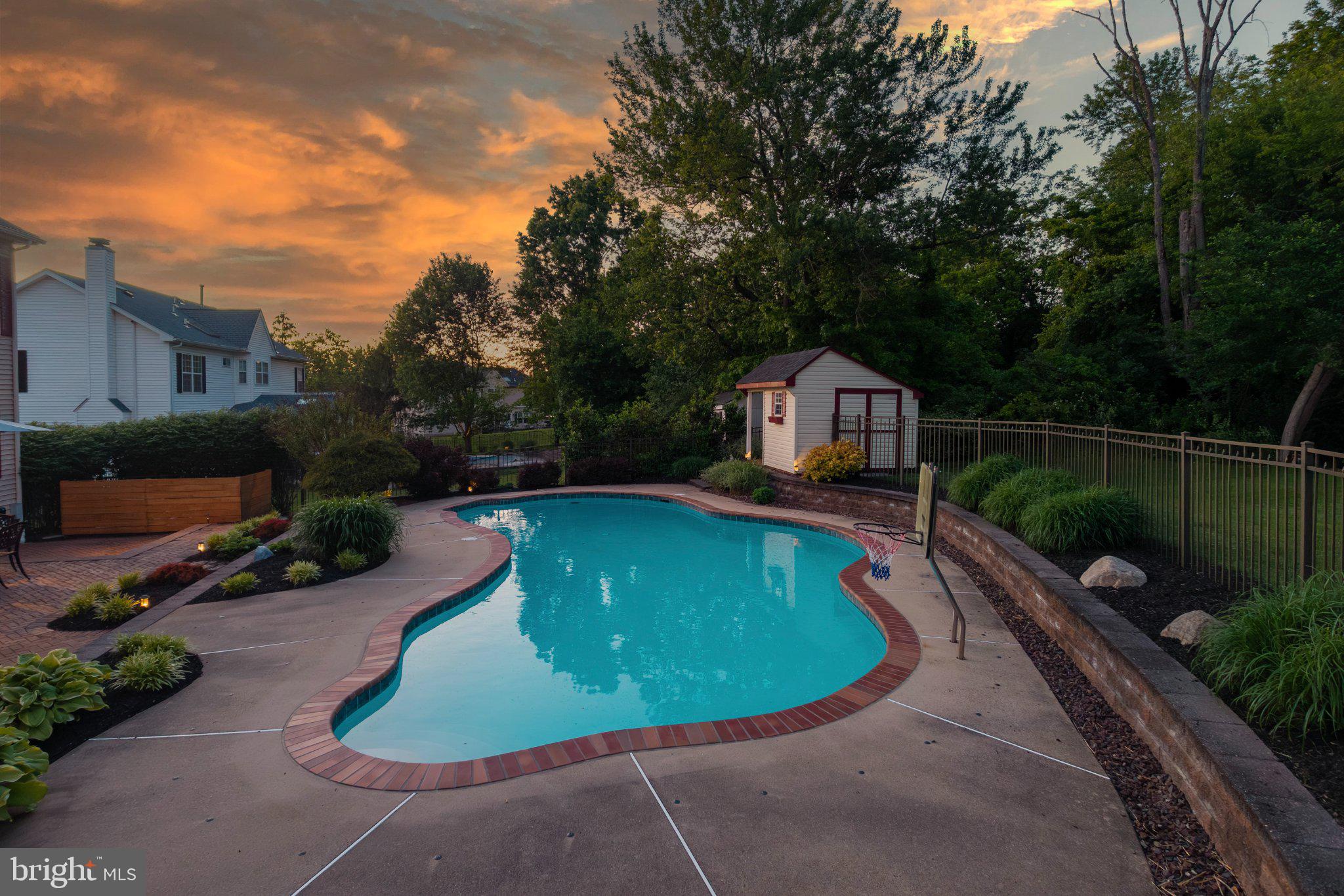 PROVIDENCE MEADOWS - Residential