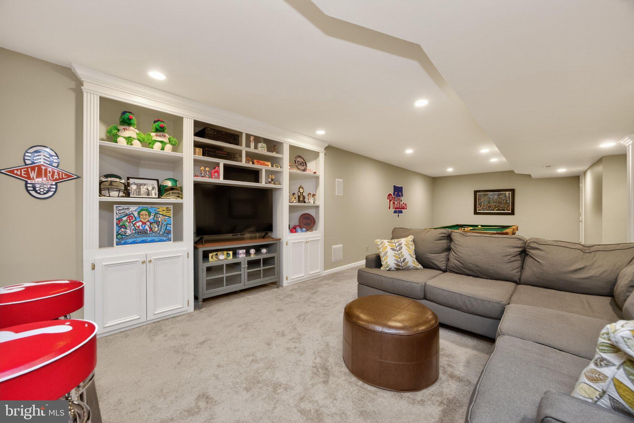 PROVIDENCE MEADOWS - Residential