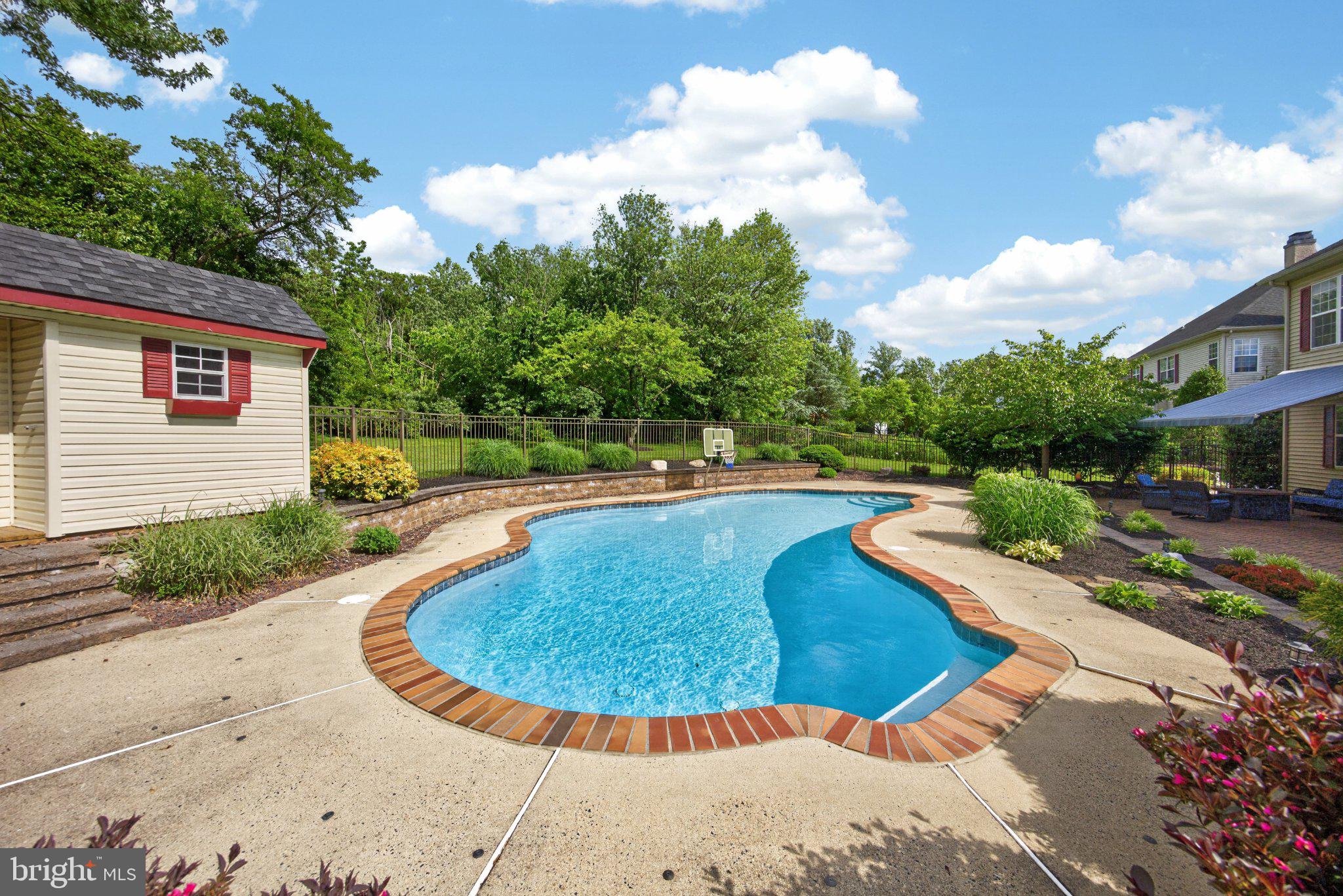 PROVIDENCE MEADOWS - Residential