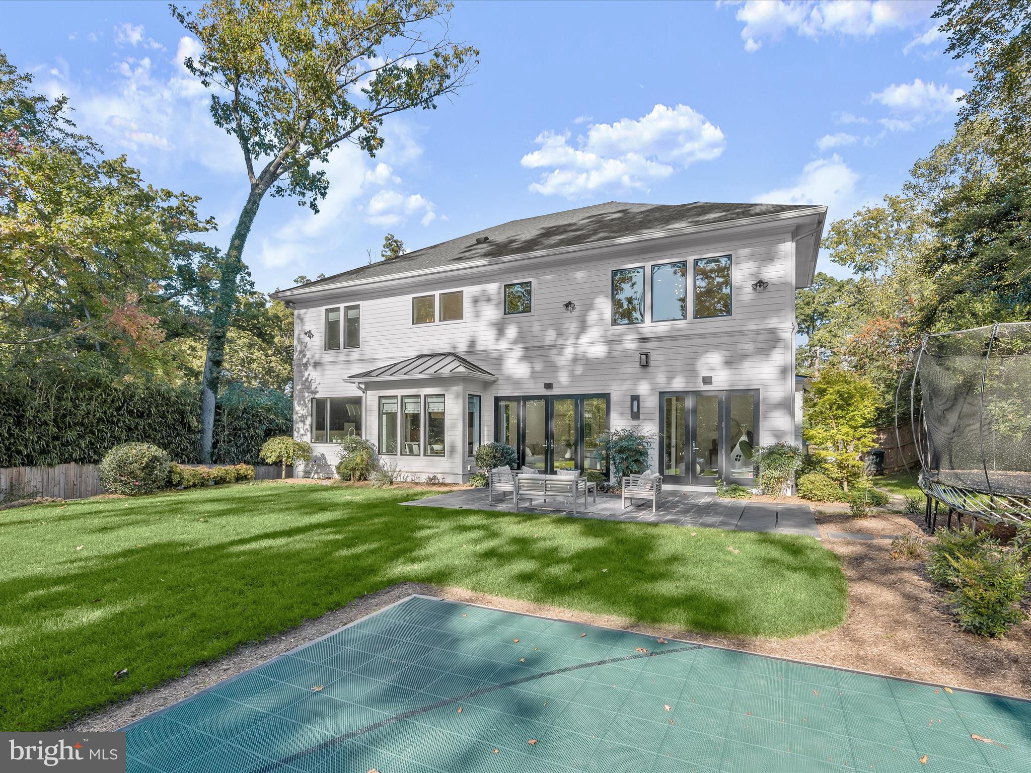 BELLEVUE FOREST - Residential