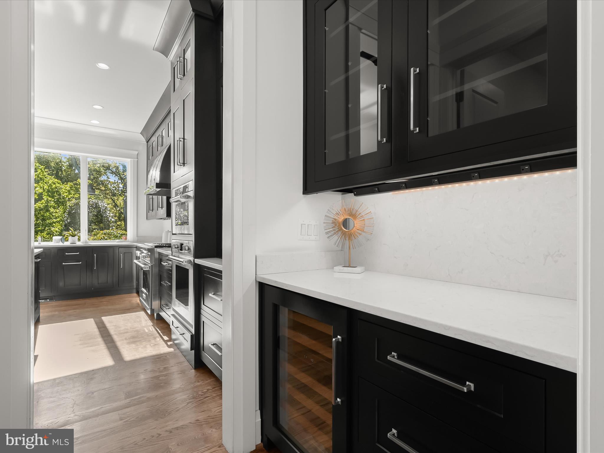 BELLEVUE FOREST - Residential